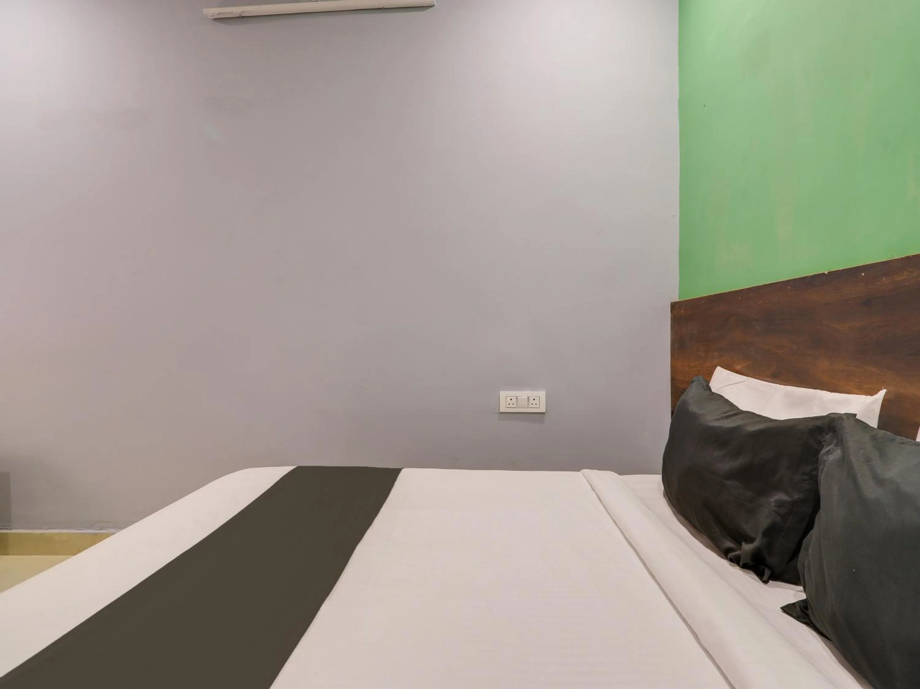 Bedroom, Bed in Hotel O Ragas