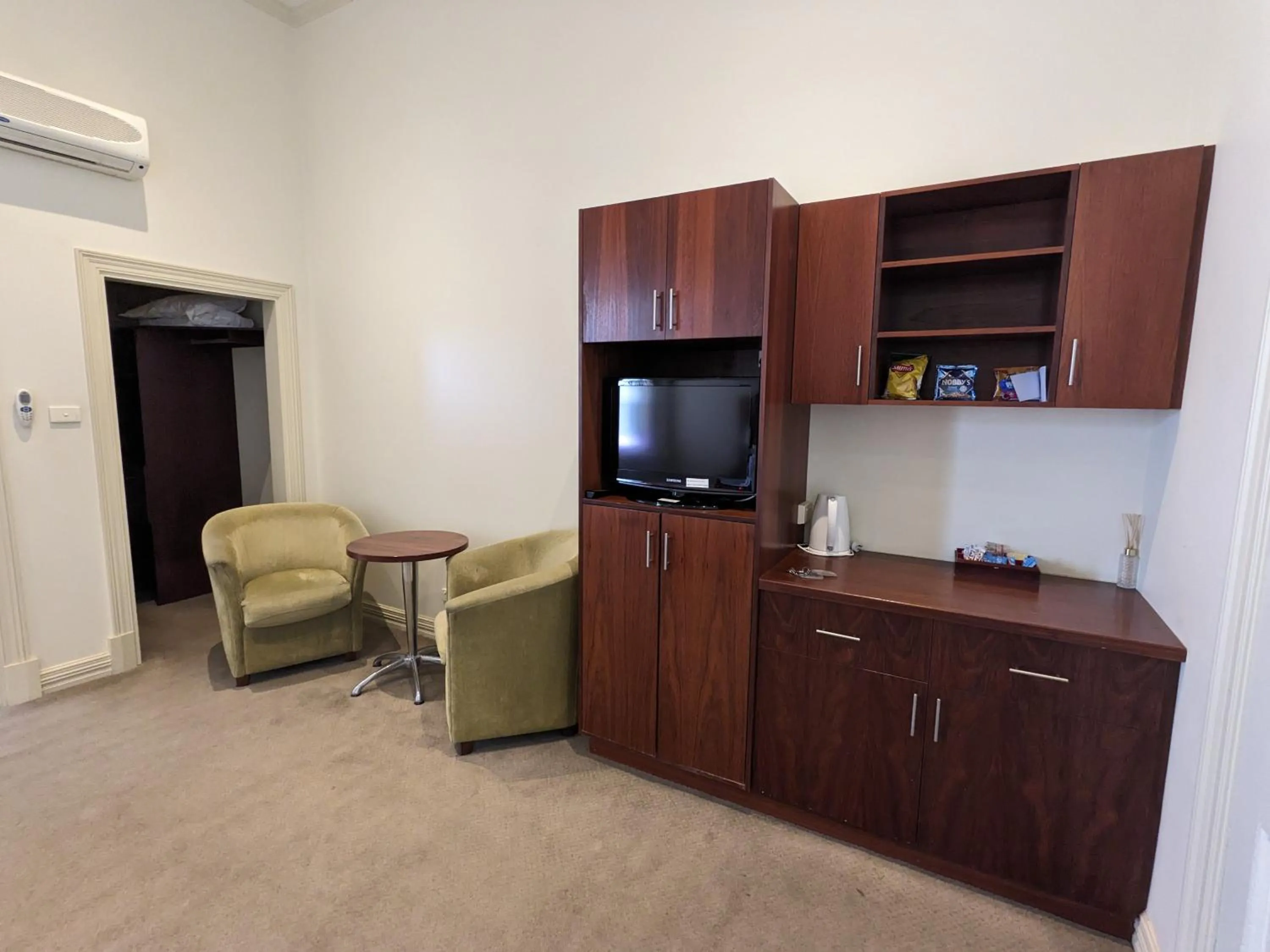 The Astra Broken Hill