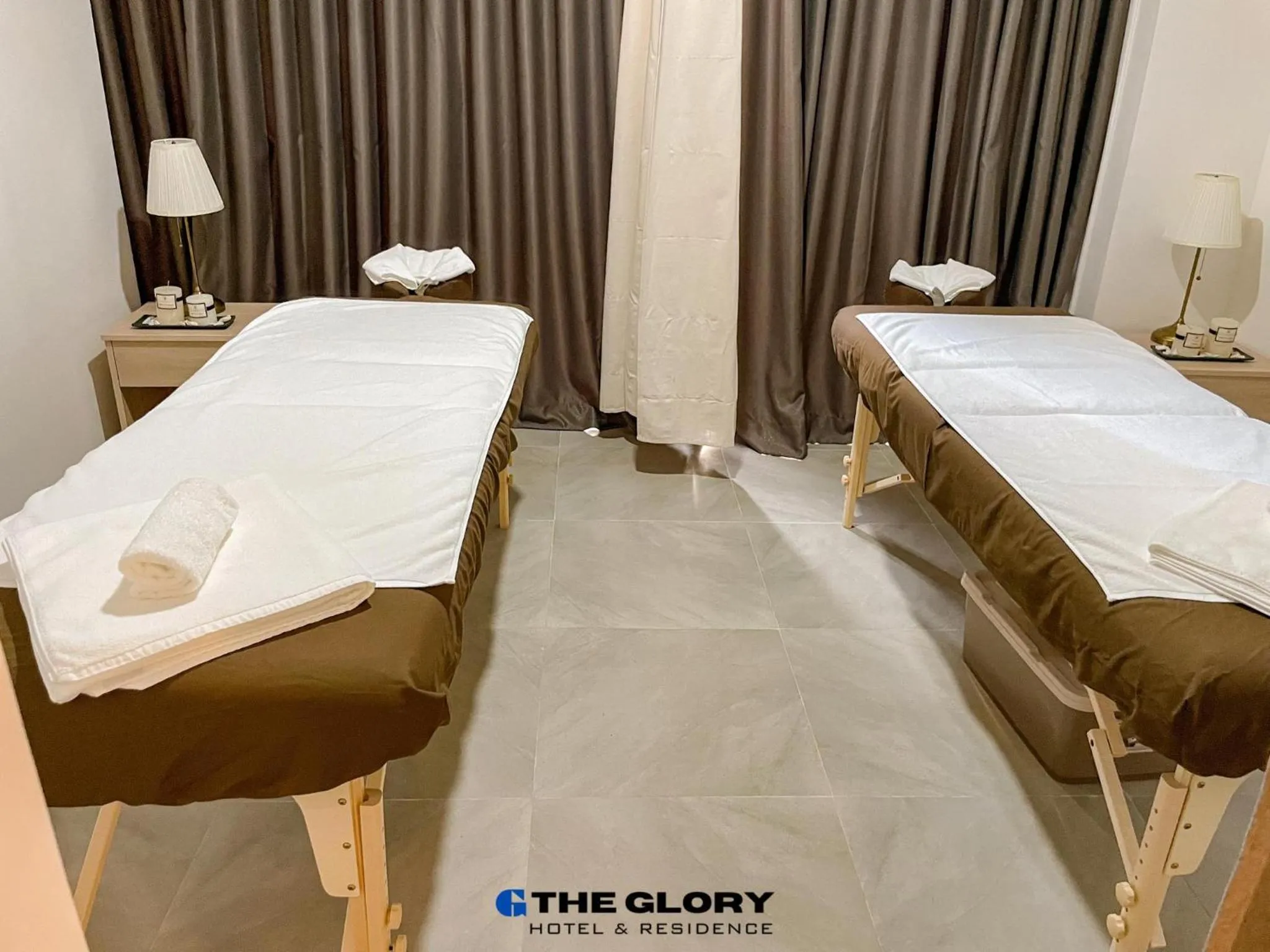 Spa and wellness centre/facilities, Bed in The Glory Hotel and Residence Clark Pampanga