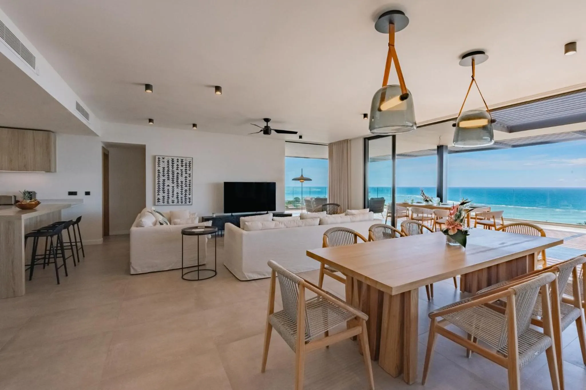 Communal lounge/ TV room in Legend Hill Residences and Spa