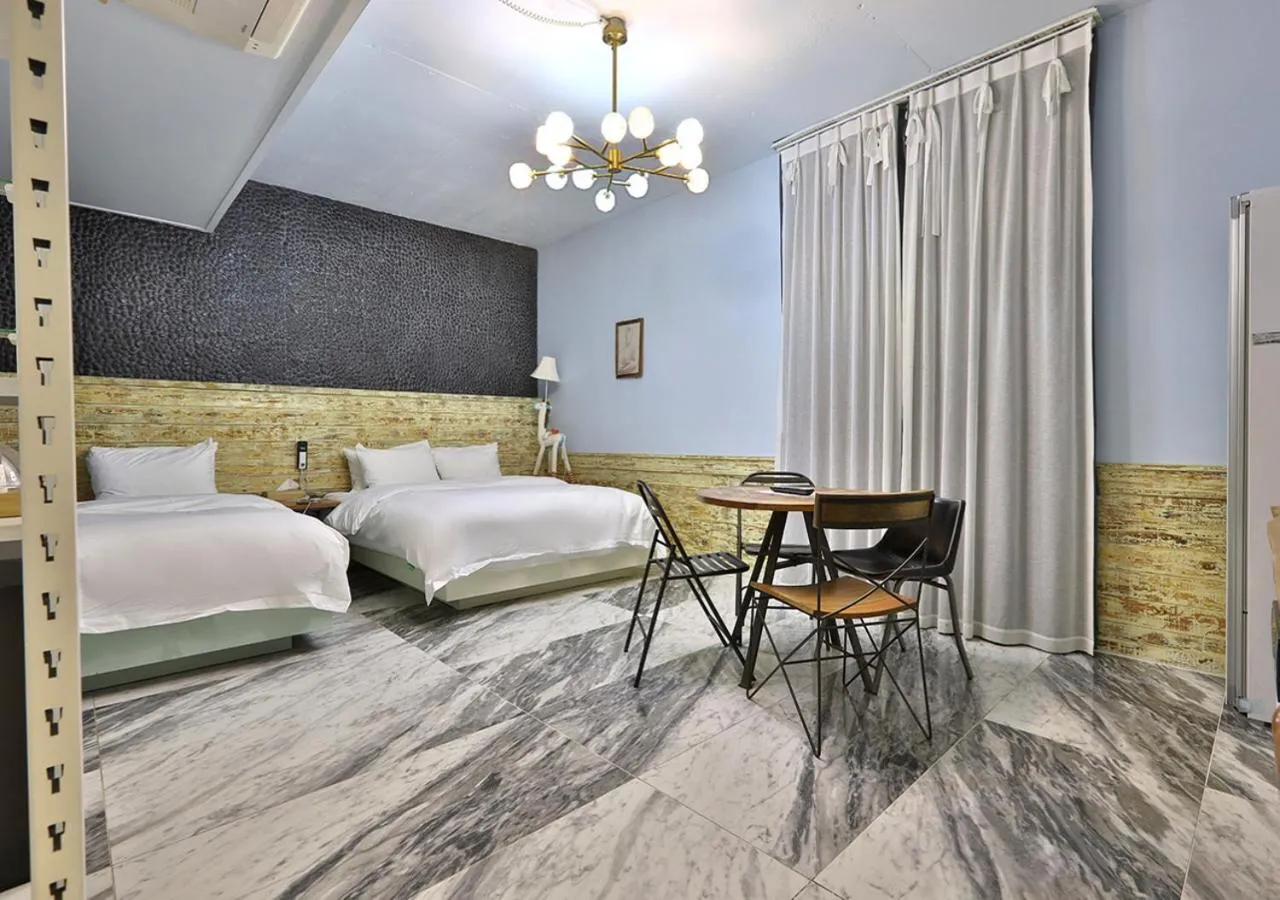 Bed in February Hotel Gimhae