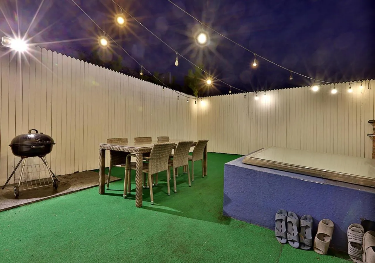 February Hotel Gimhae