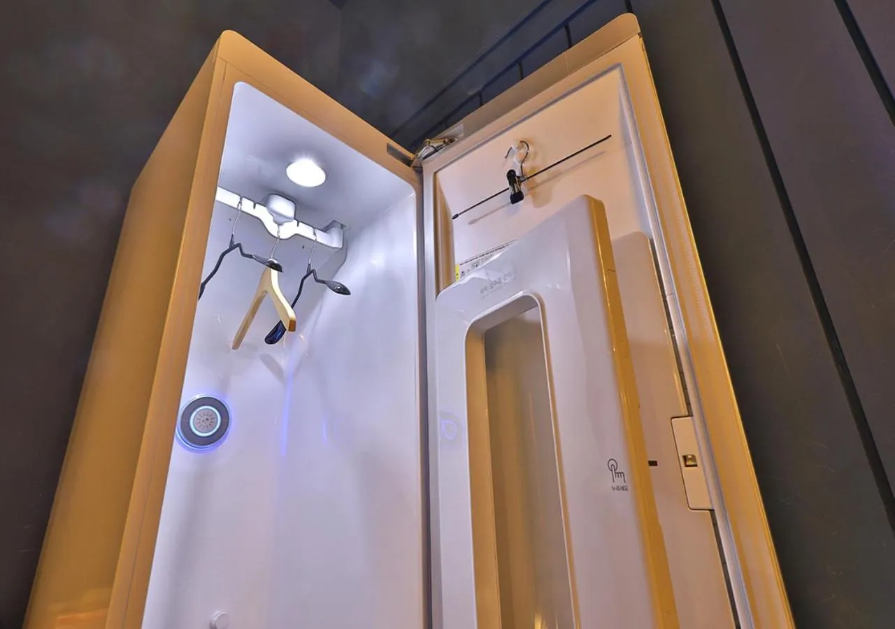 wardrobe in February Hotel Gimhae