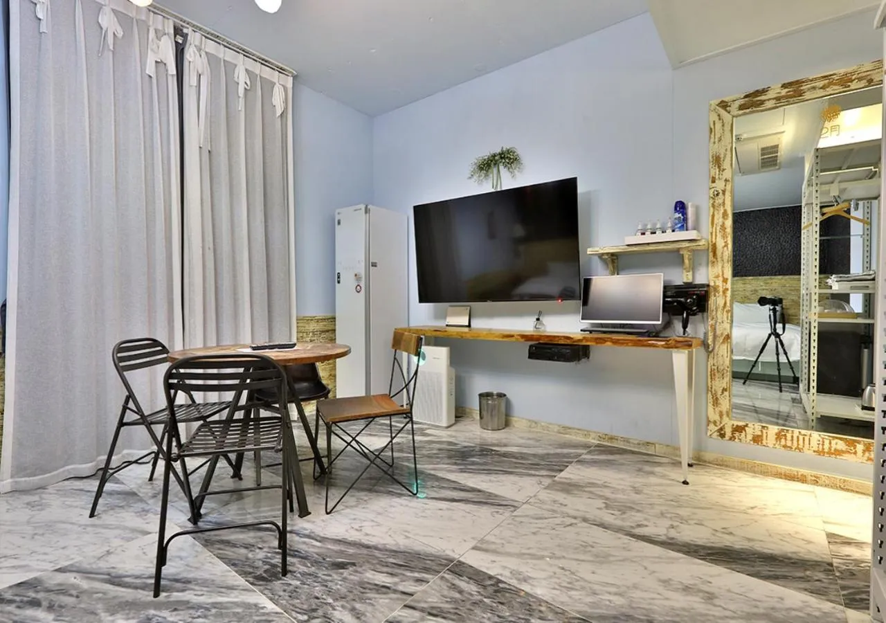 February Hotel Gimhae