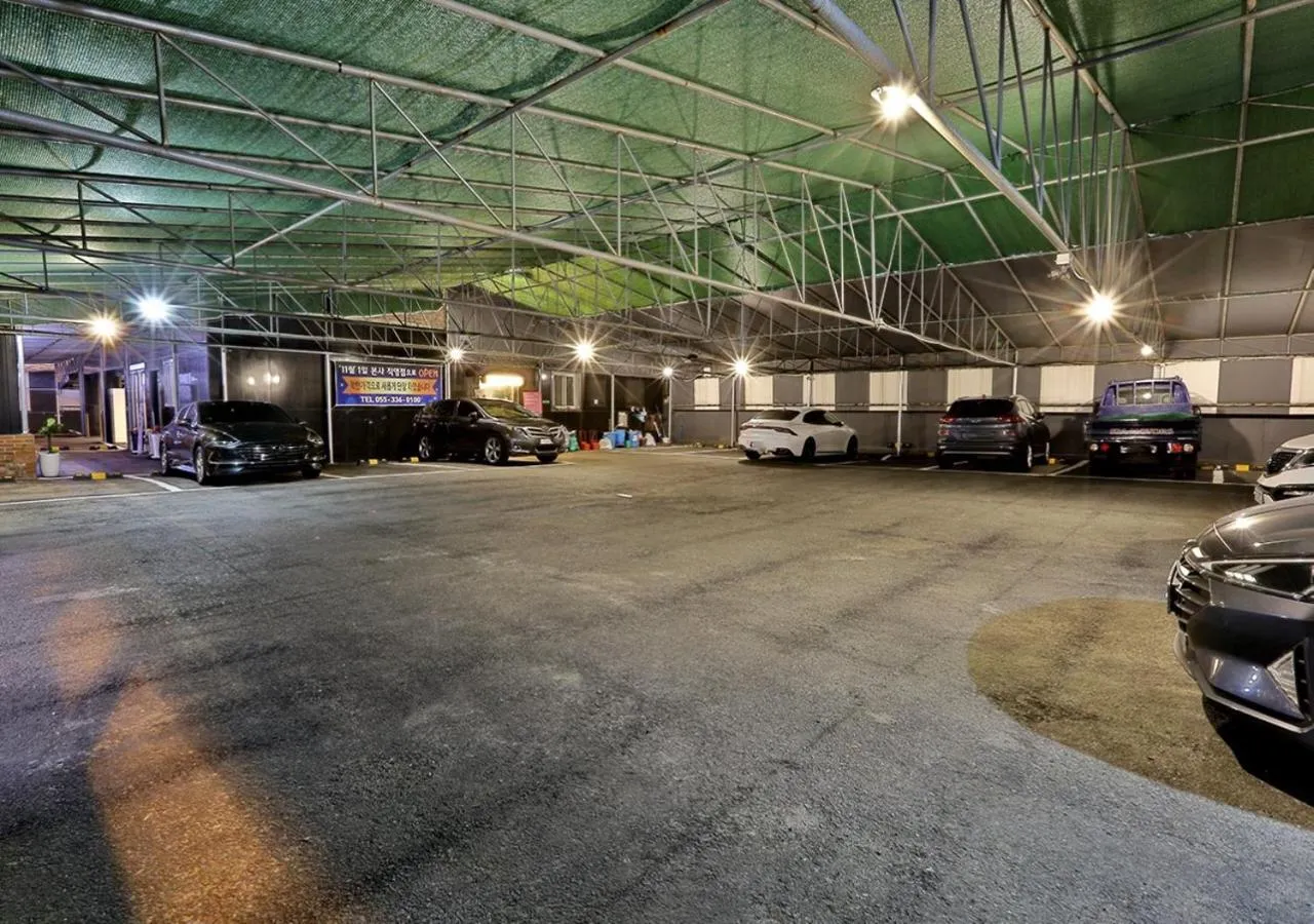 February Hotel Gimhae