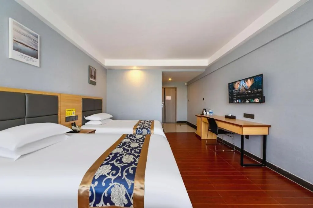 Bed in Yue Lai Yue Hotel