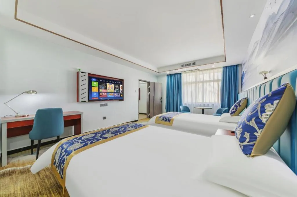 Bed in Yue Lai Yue Hotel