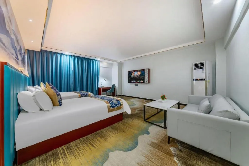 Bed in Yue Lai Yue Hotel