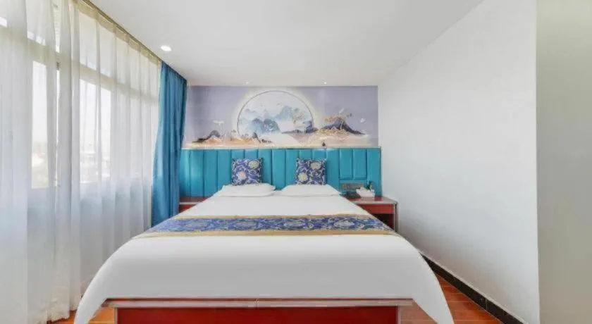 Bed in Yue Lai Yue Hotel