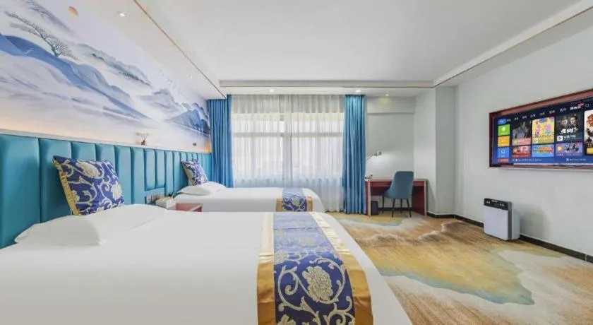 Bed in Yue Lai Yue Hotel