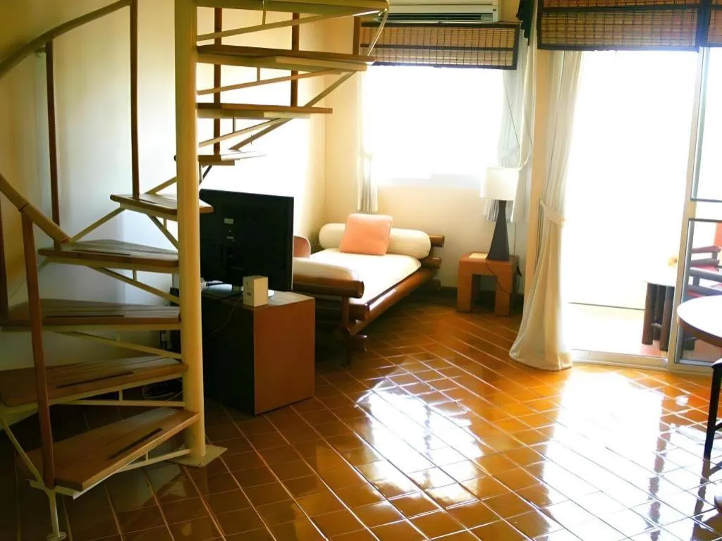 Bed in Gerard Habitat Hotel