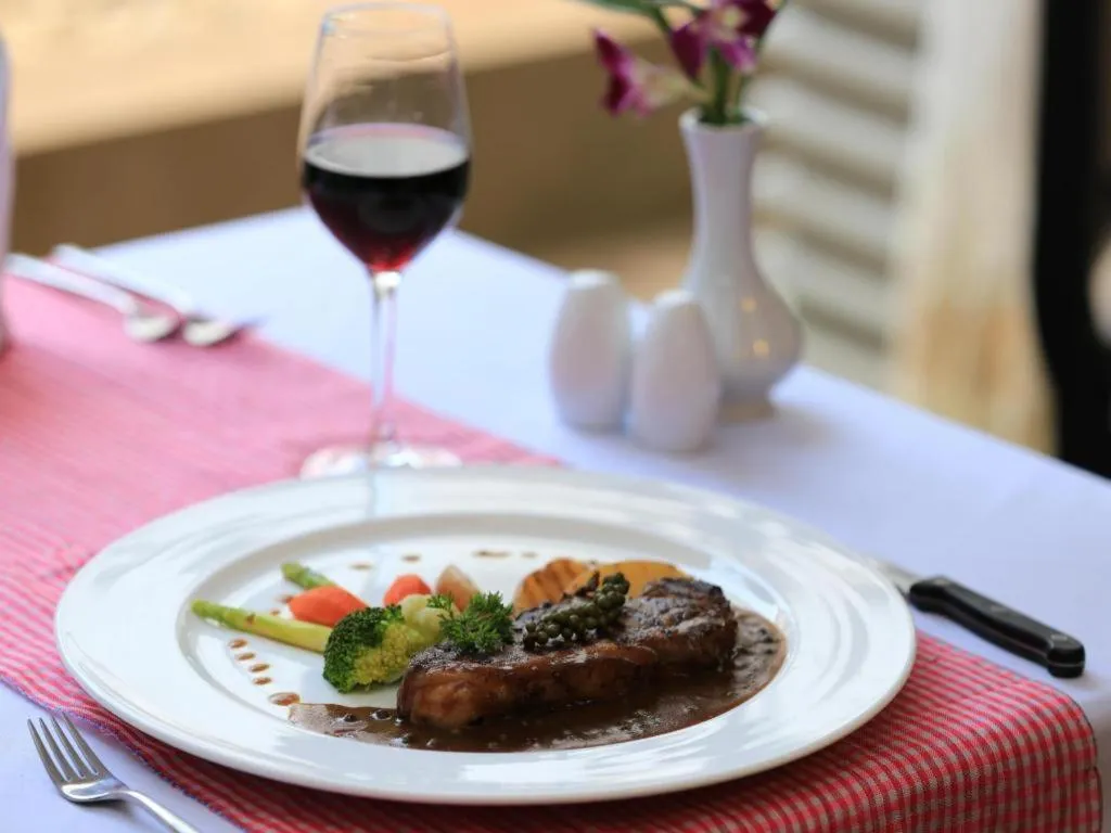 Popular Boutique Hotel