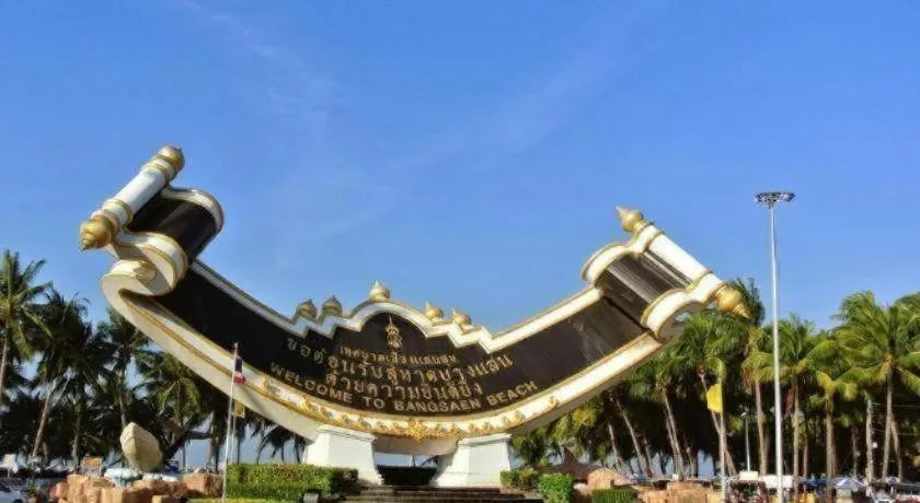 RungRoj Panich Hotel