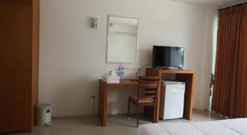 Bed in Phetsuwan Hotel