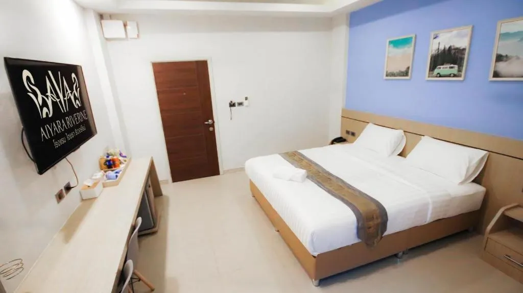 Bed in Aiyara Riverine Hotel, Nakhon Phanom