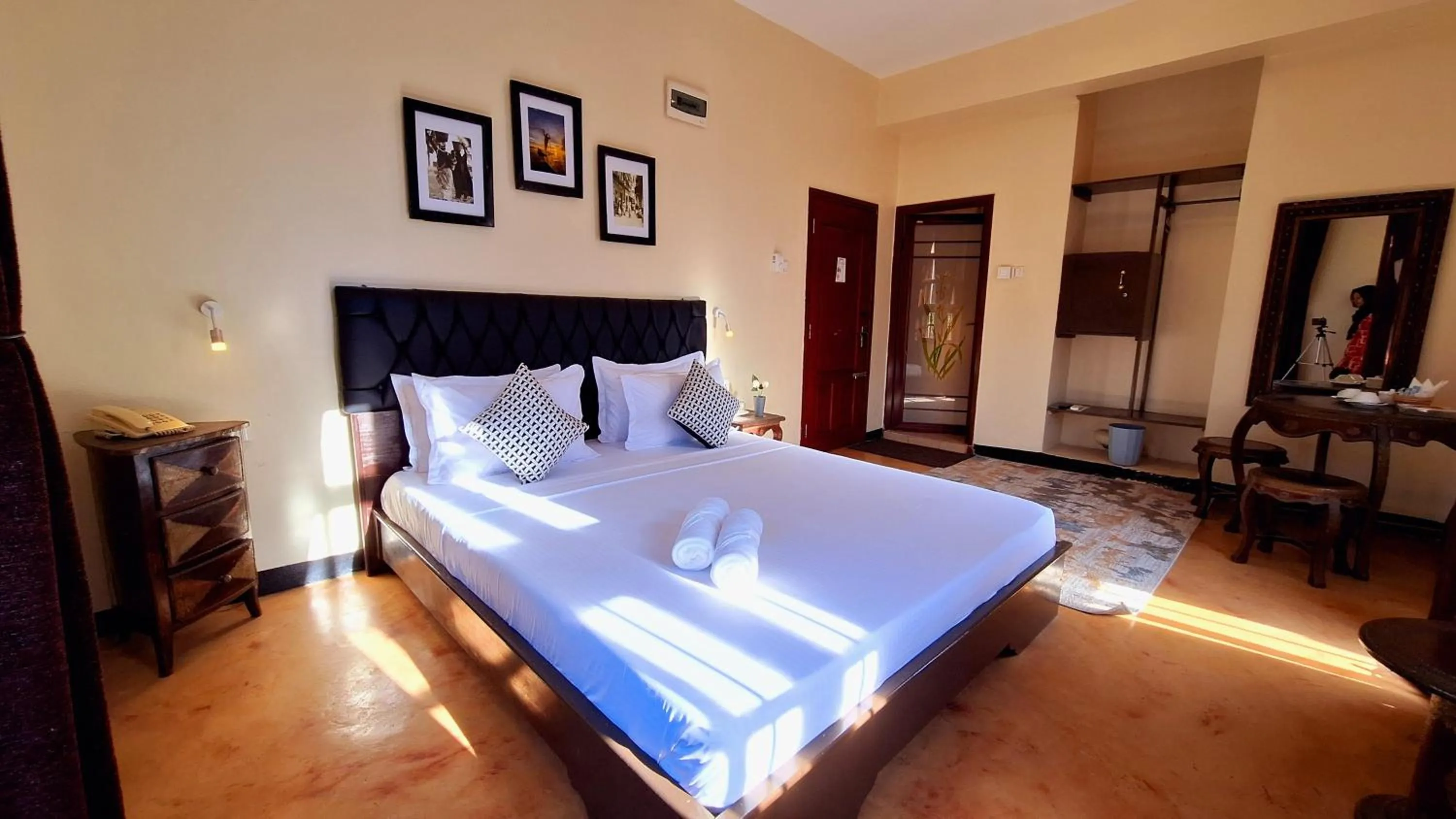 Bedroom, Bed in Rumaisa Hotel