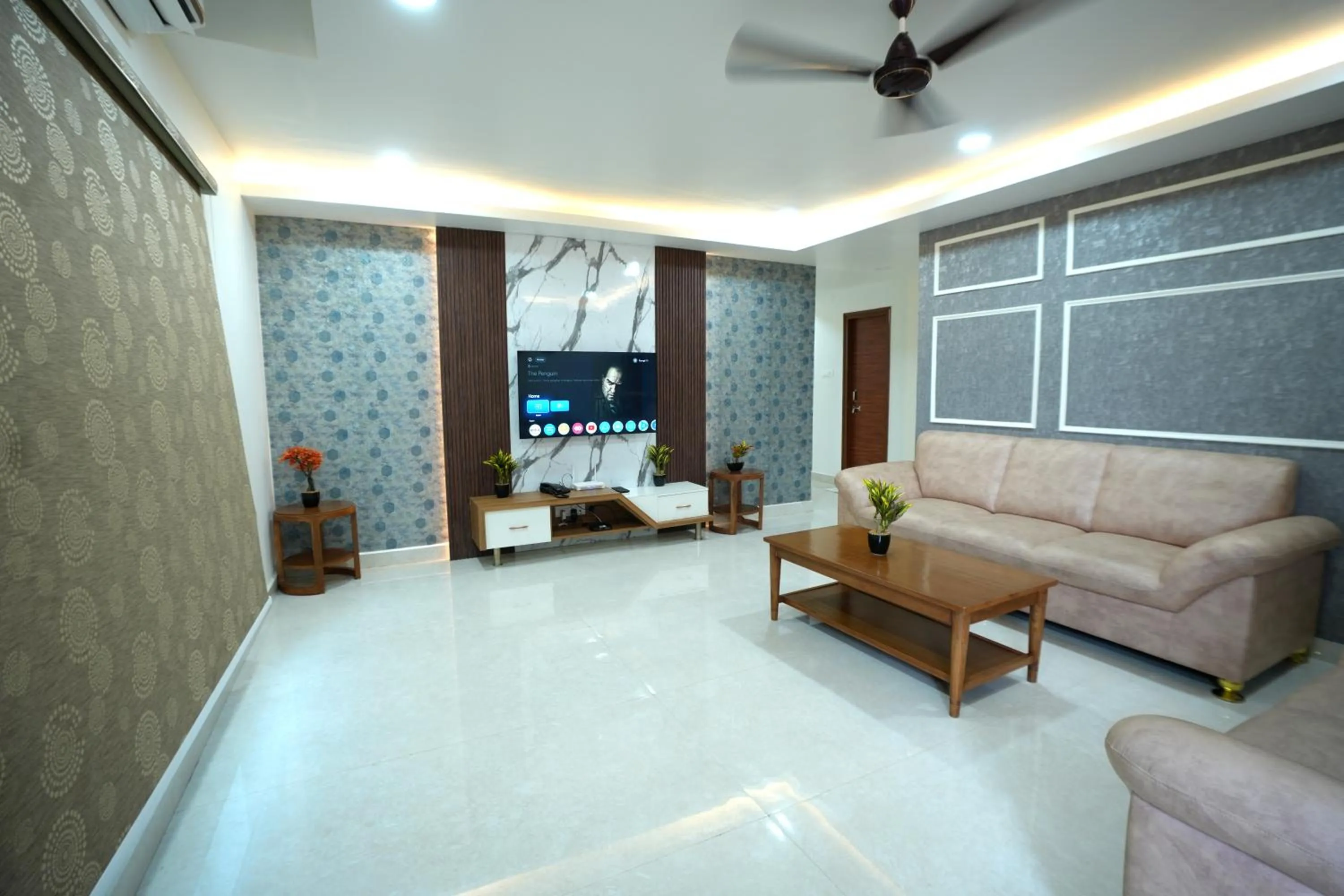 Seating area in Hotel Viola Suites Madhapur, Business Hotel