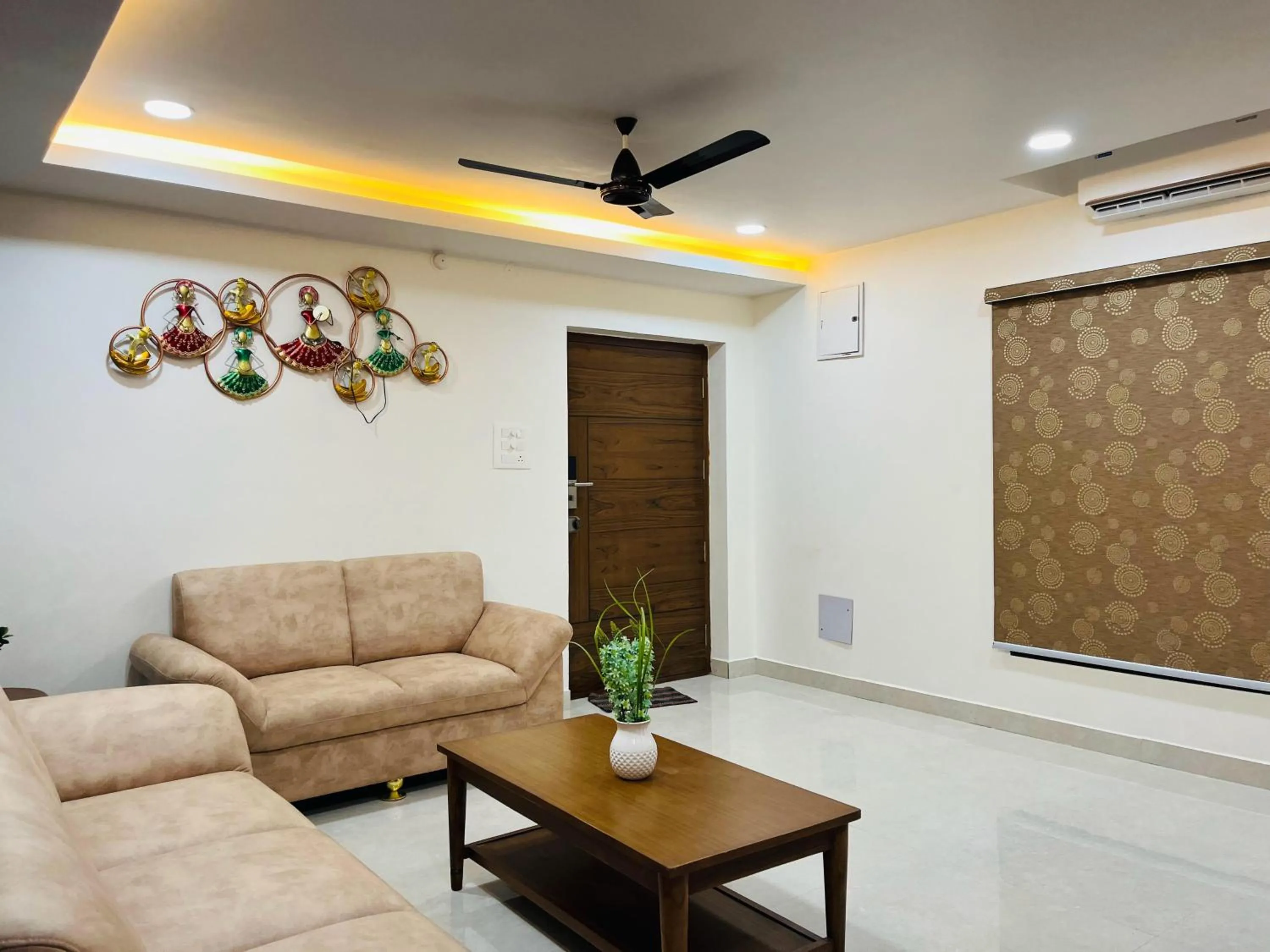 Living room in Hotel Viola Suites Madhapur, Business Hotel