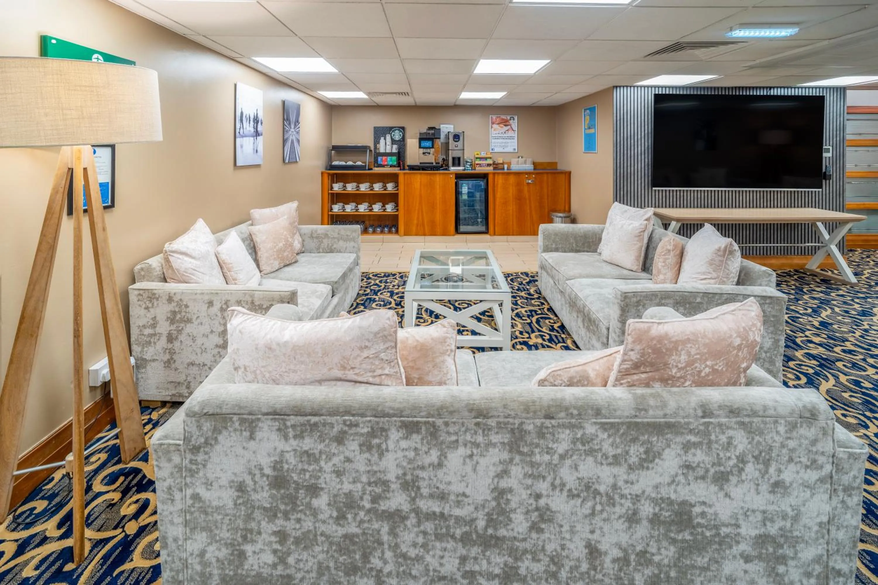 Coffee/tea facilities in Airport Inn & Spa Manchester