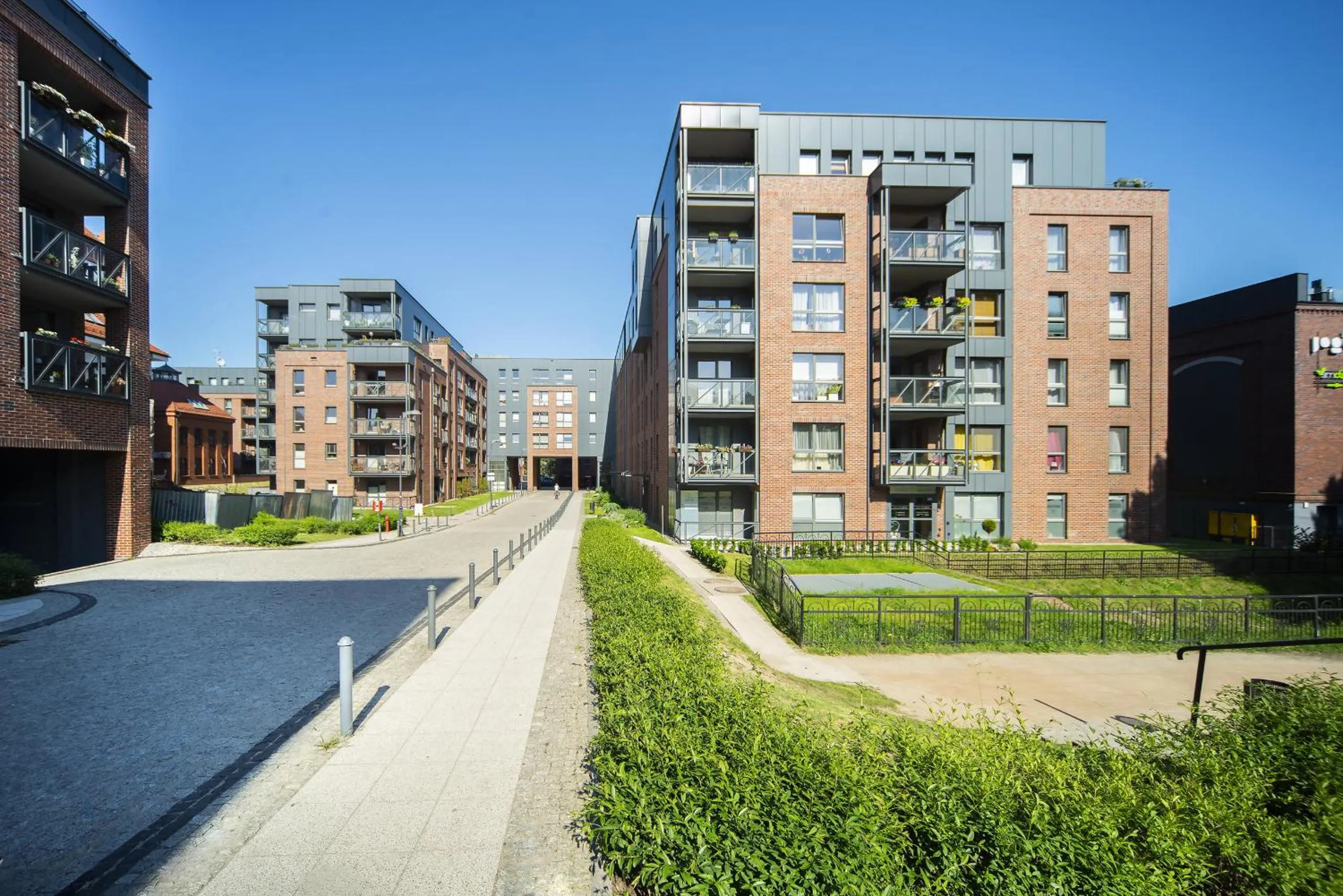 Off site in OLD Superior Apartment