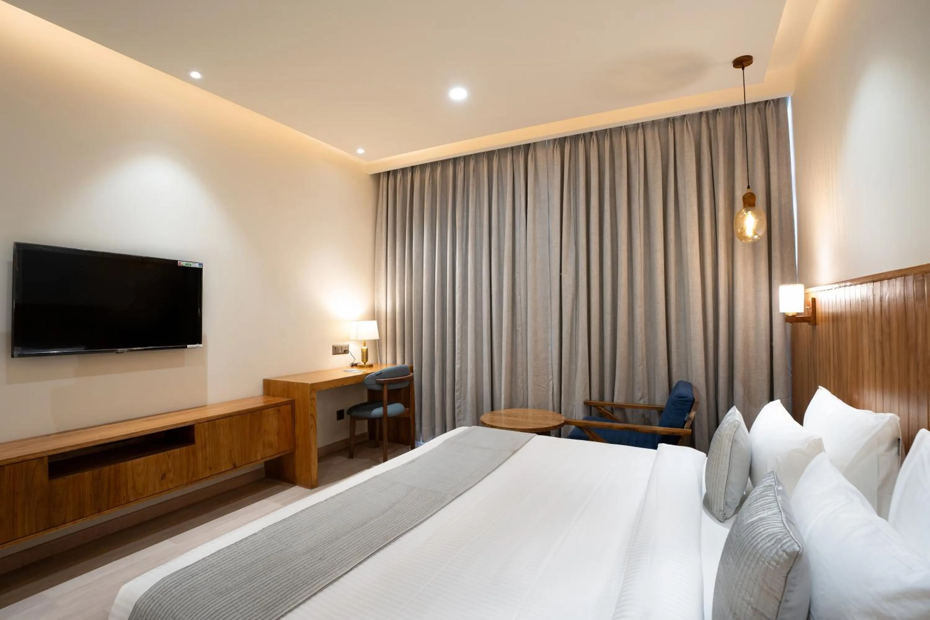 Photo of the whole room, Bed in The Highland Ladakh