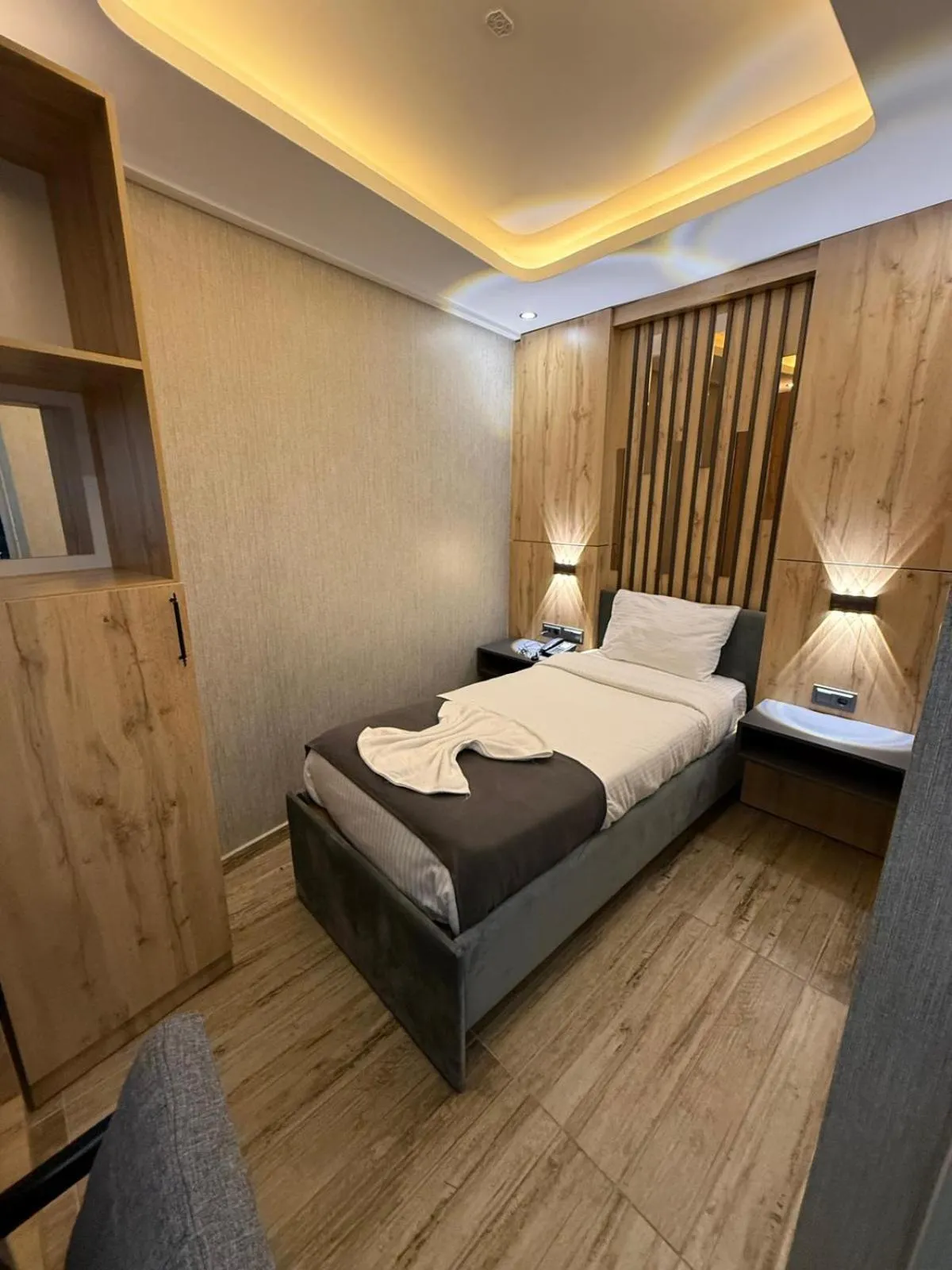 Bed in world say hotel