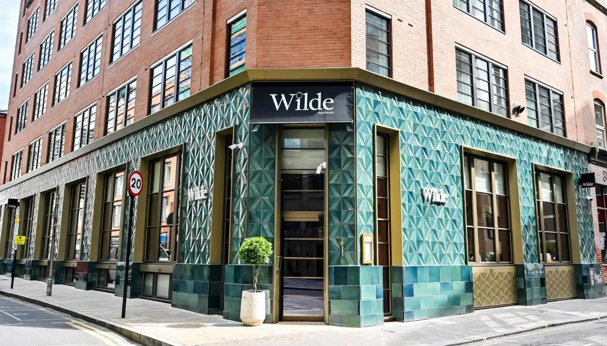 Property building in Wilde Aparthotels London Liverpool Street