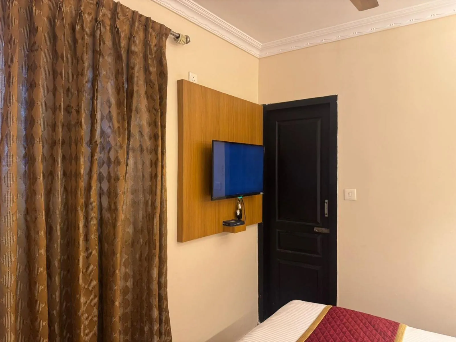 Bedroom, Bed in HOTEL SRIMANIYA