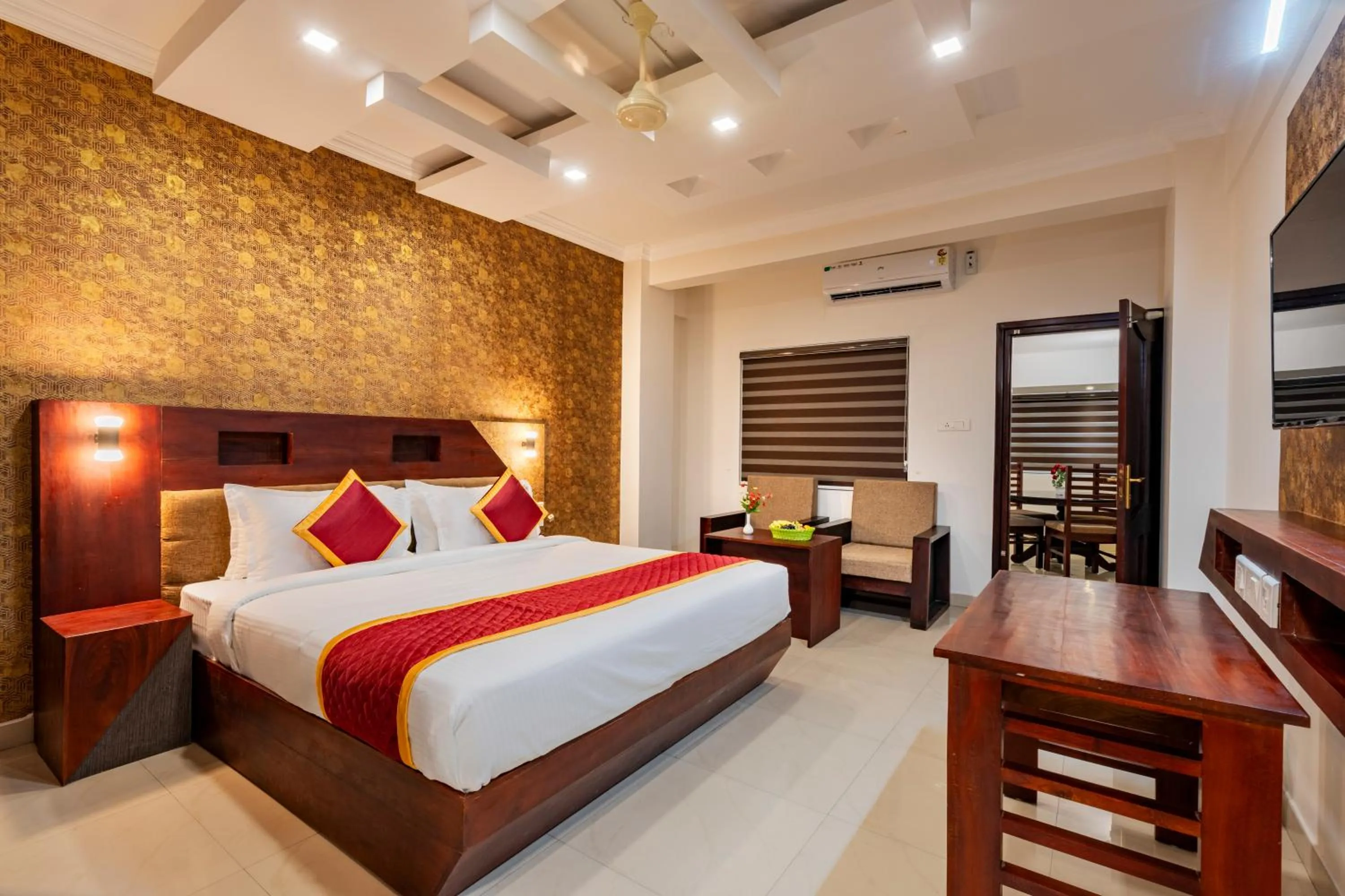 Bedroom, Bed in Daan Orchid Residency