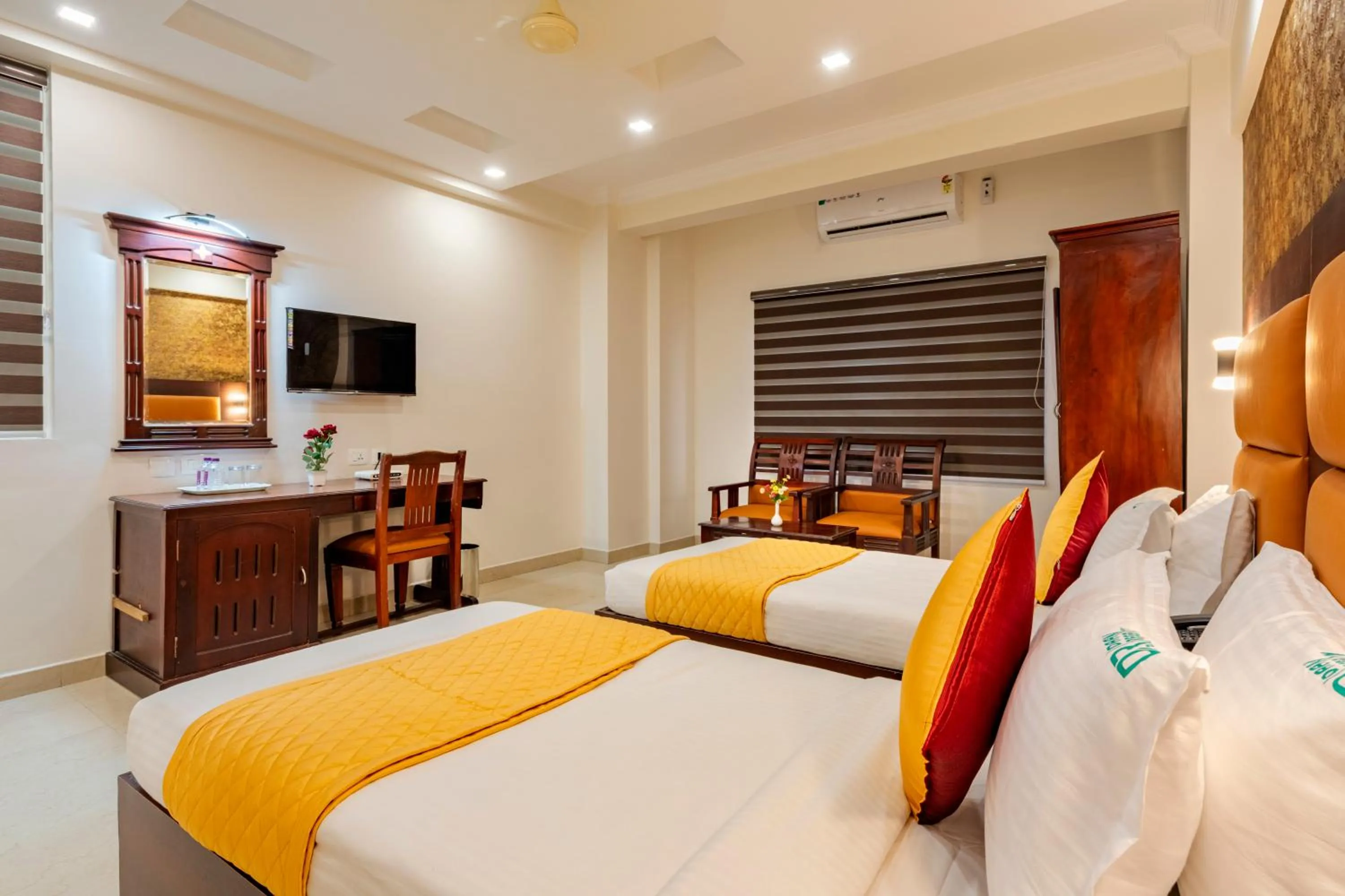 Bed in Daan Orchid Residency