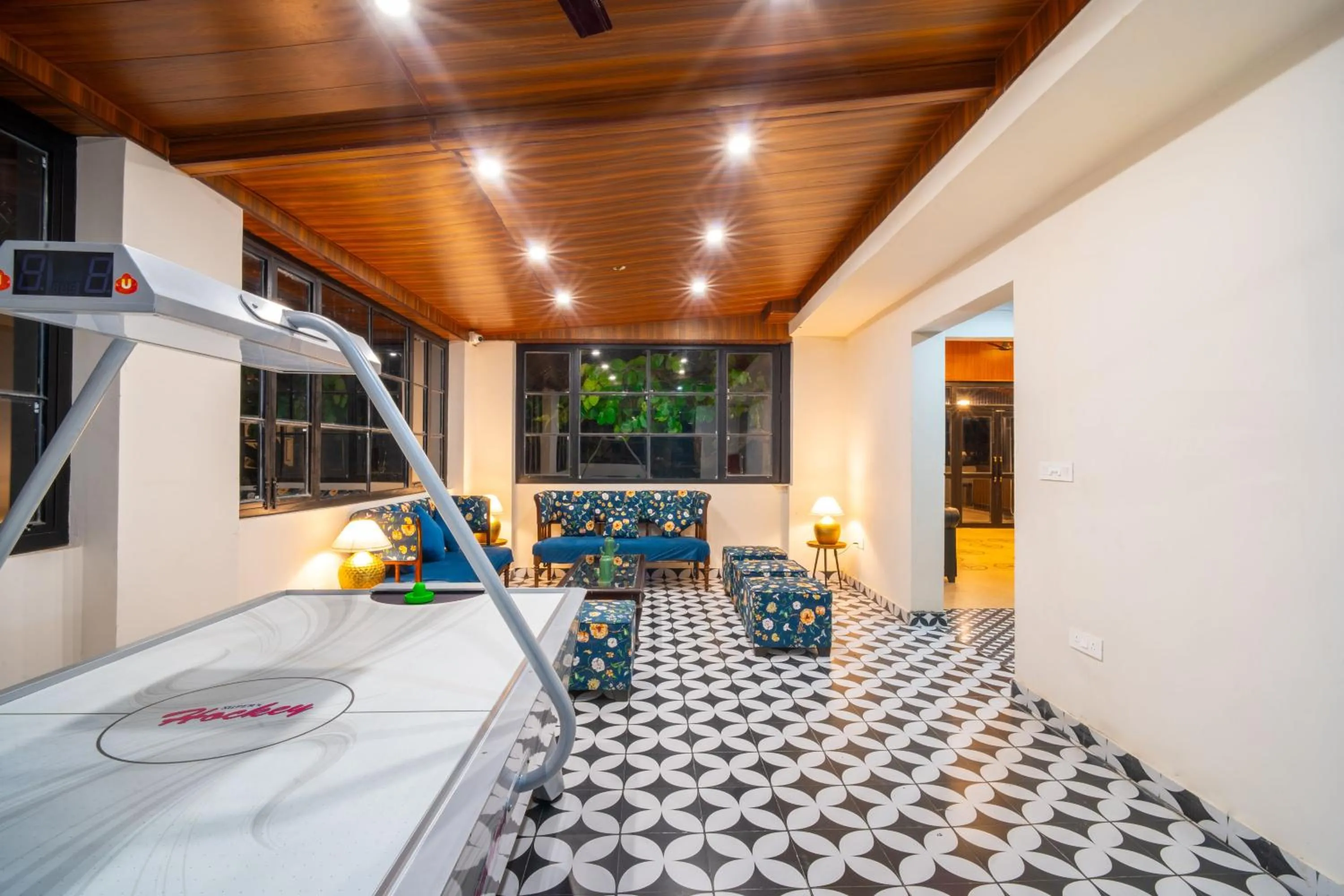 Children play ground, Bed in Marten's Wilderness Retreat