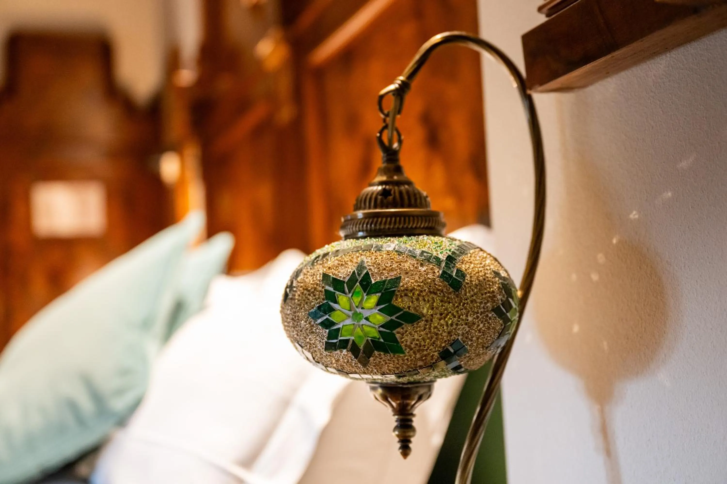 Decorative detail, Bed in 1448 Antica Dimora Al Merlo Bianco