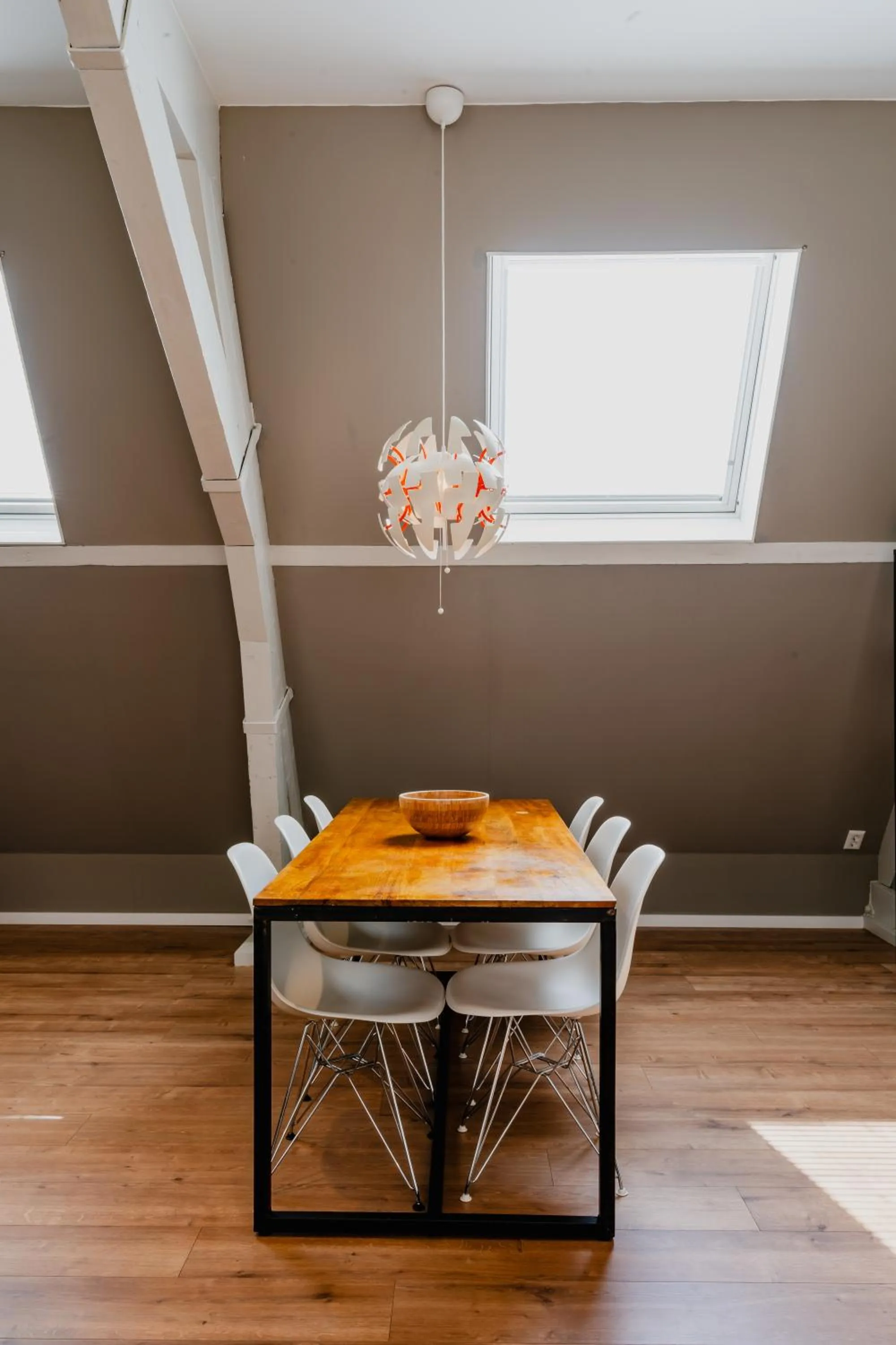 Decorative detail in Apartments De Hallen