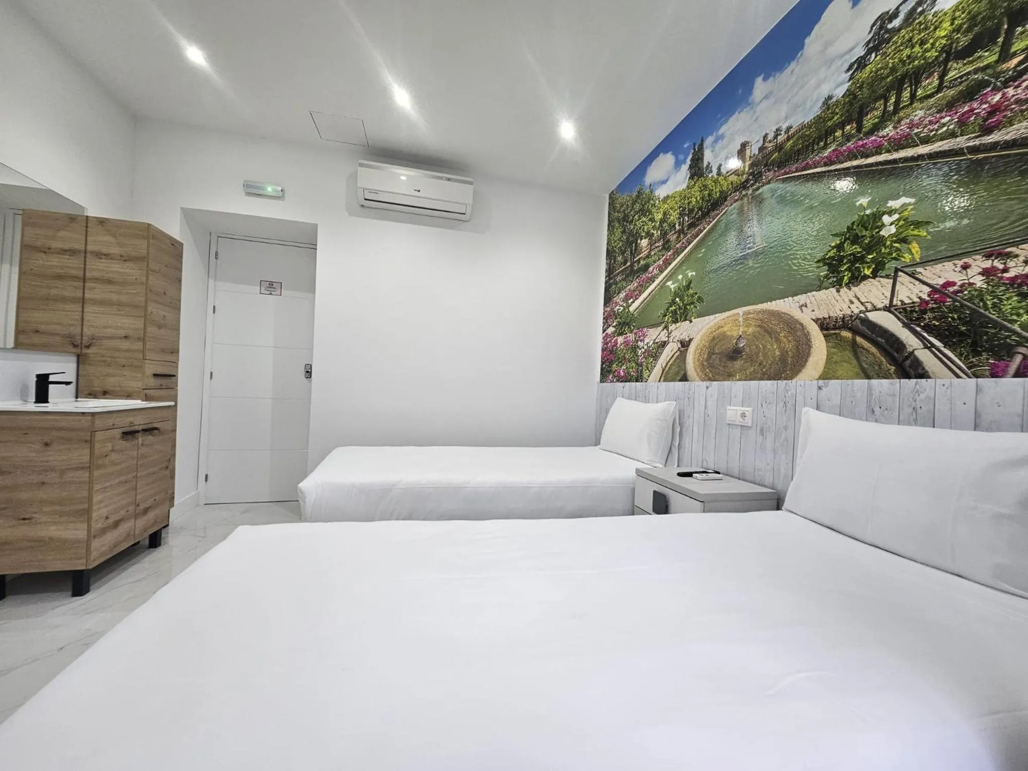 Bed in Nueva PENSION CIBELES