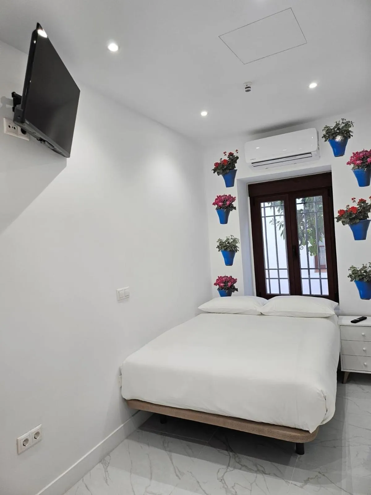 Bed in Nueva PENSION CIBELES