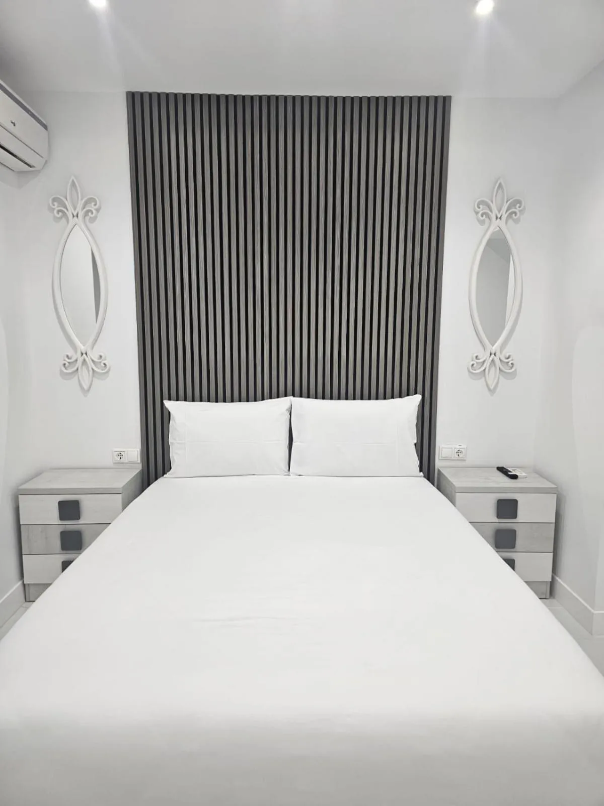 Bed in Nueva PENSION CIBELES