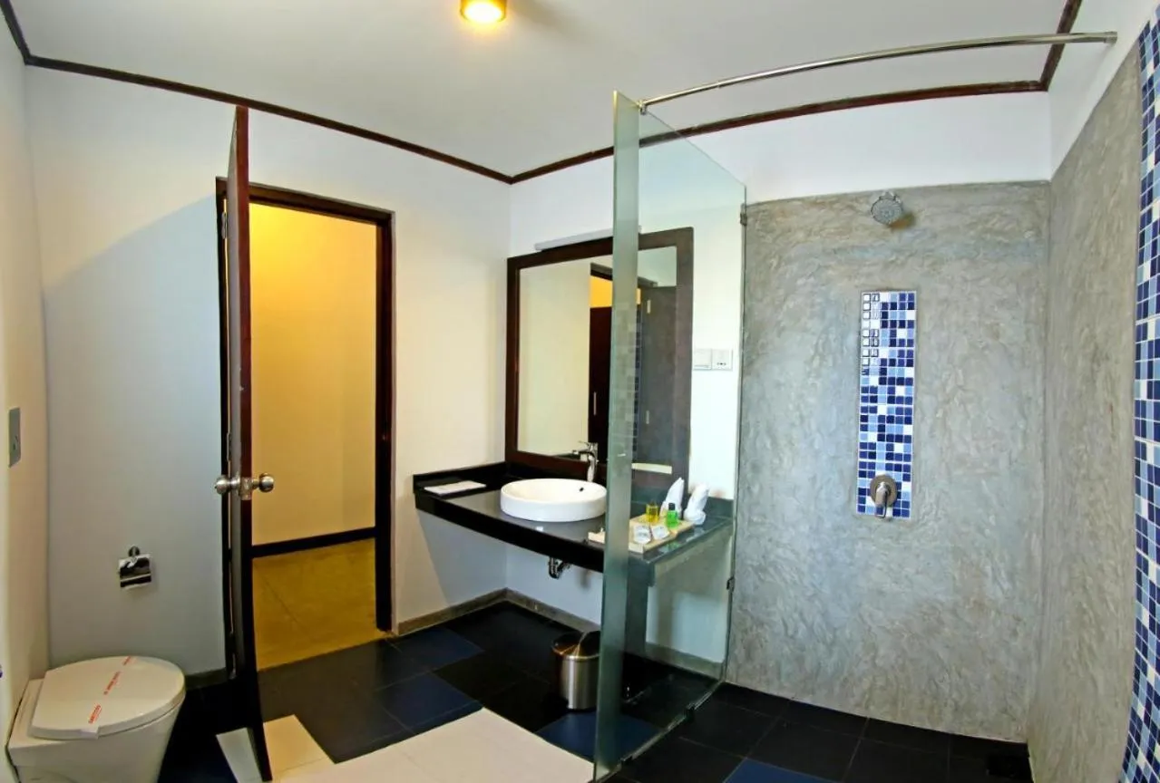 Bathroom in Rathna Beach Wadduwa