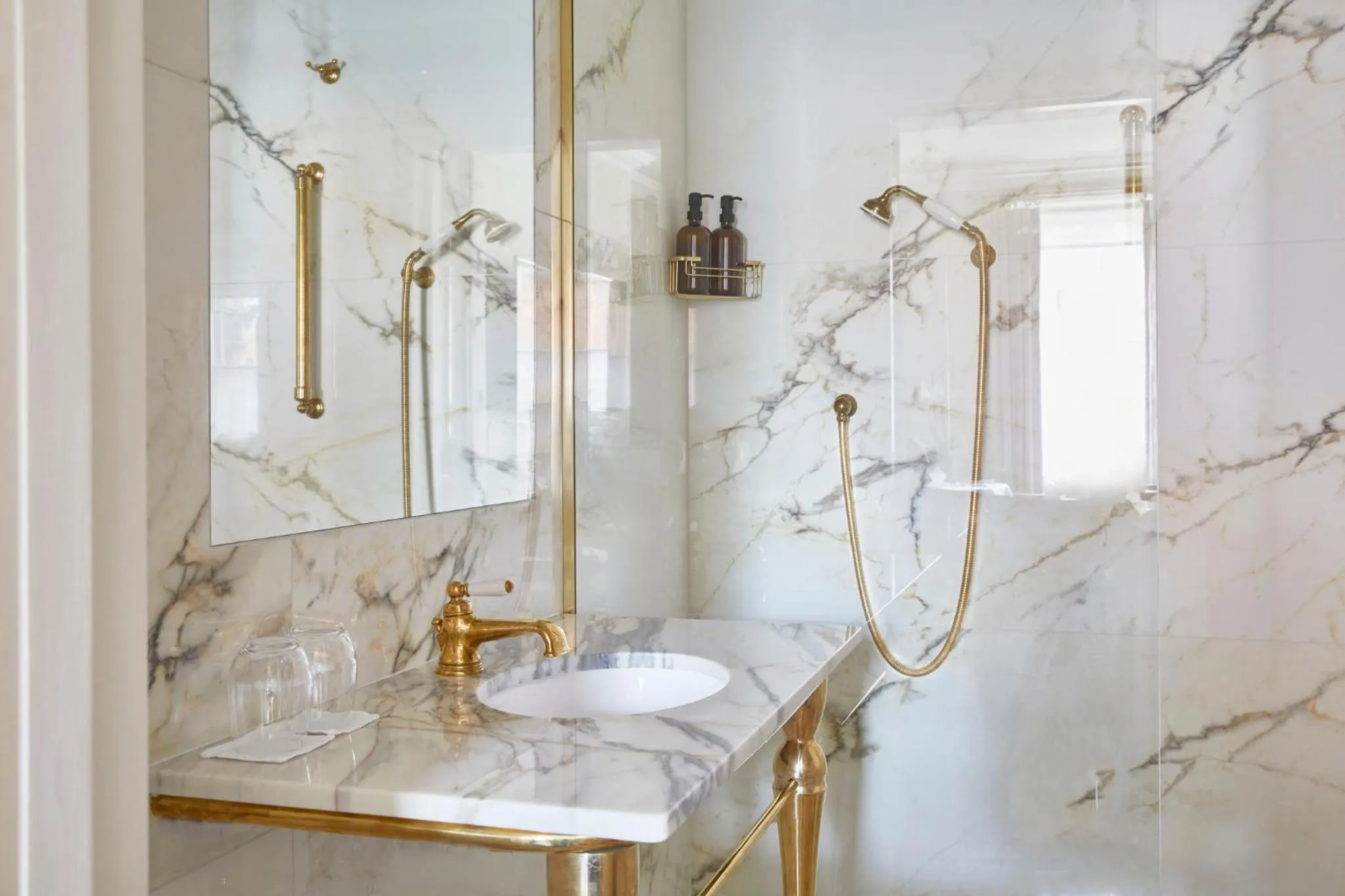 Bathroom in Egerton House