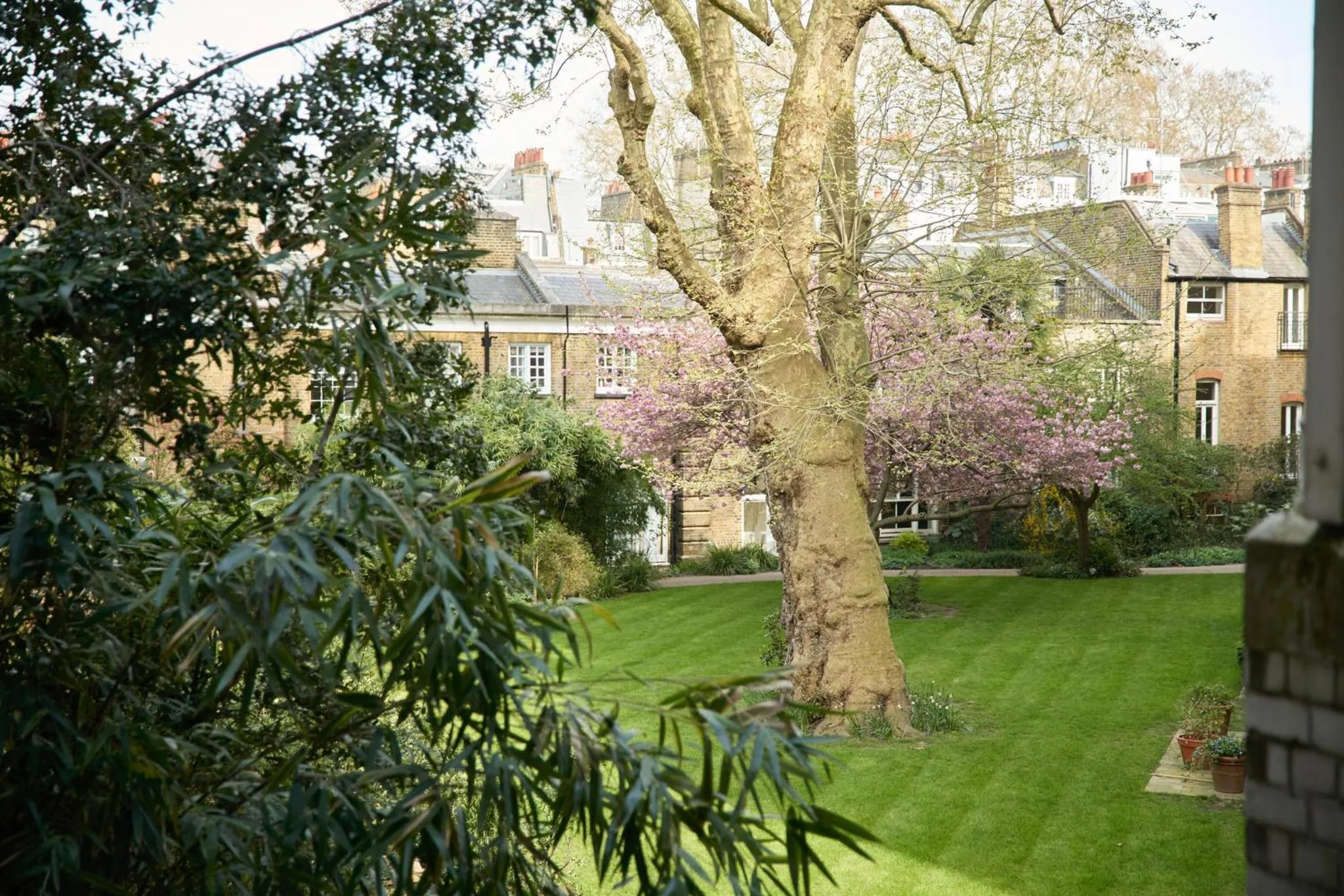 Photo of the whole room in Egerton House