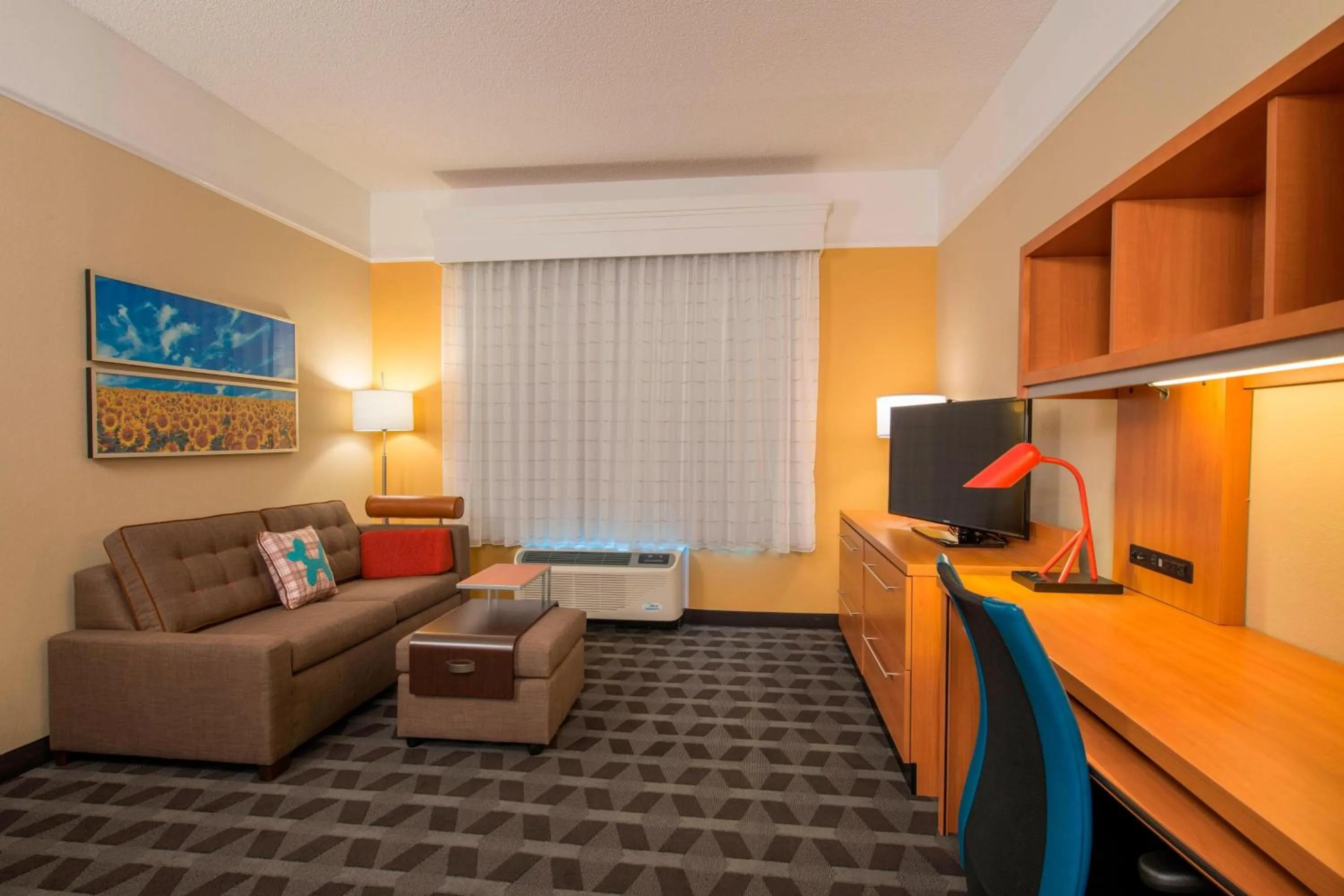 Living room in TownePlace Suites by Marriott Newnan