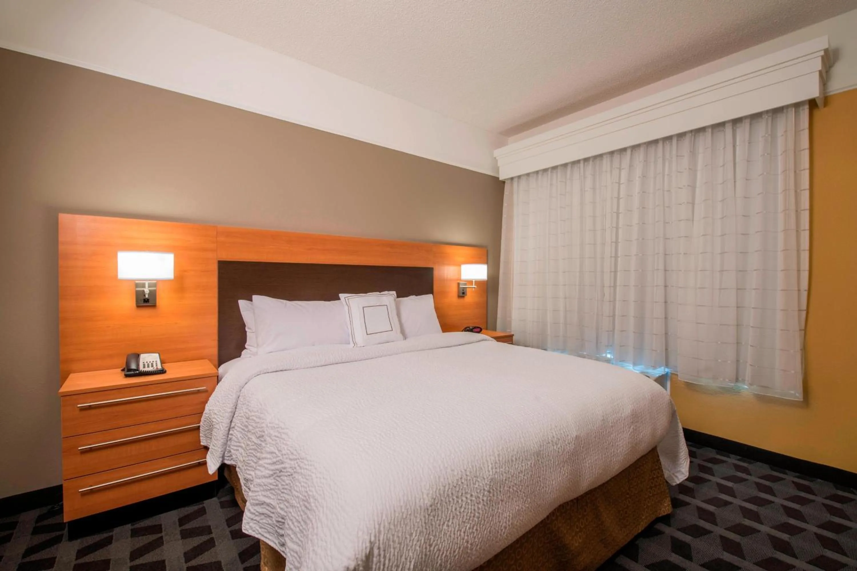 Bedroom, Bed in TownePlace Suites by Marriott Newnan