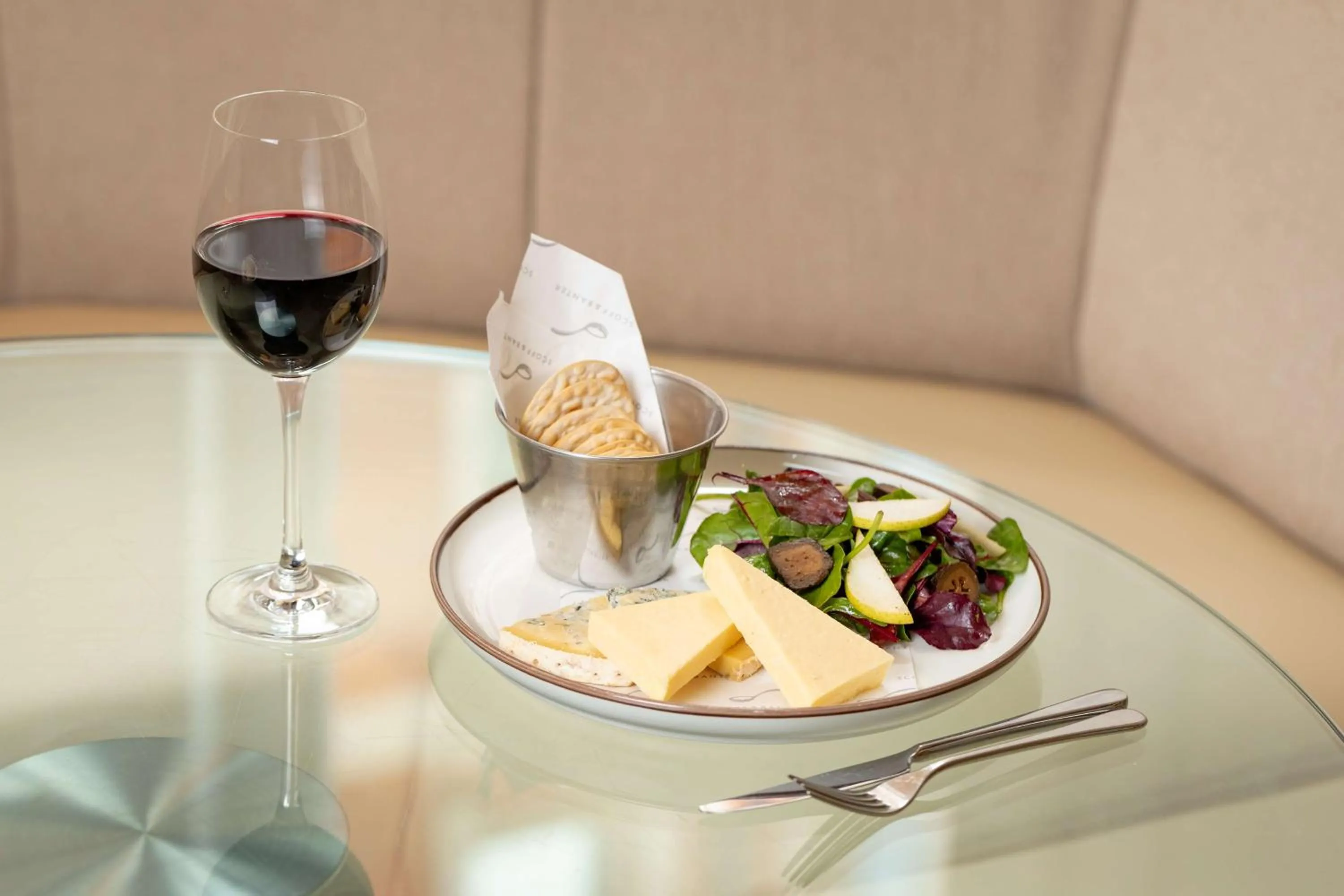 Food and drinks in Radisson Blu Hotel, London South Kensington