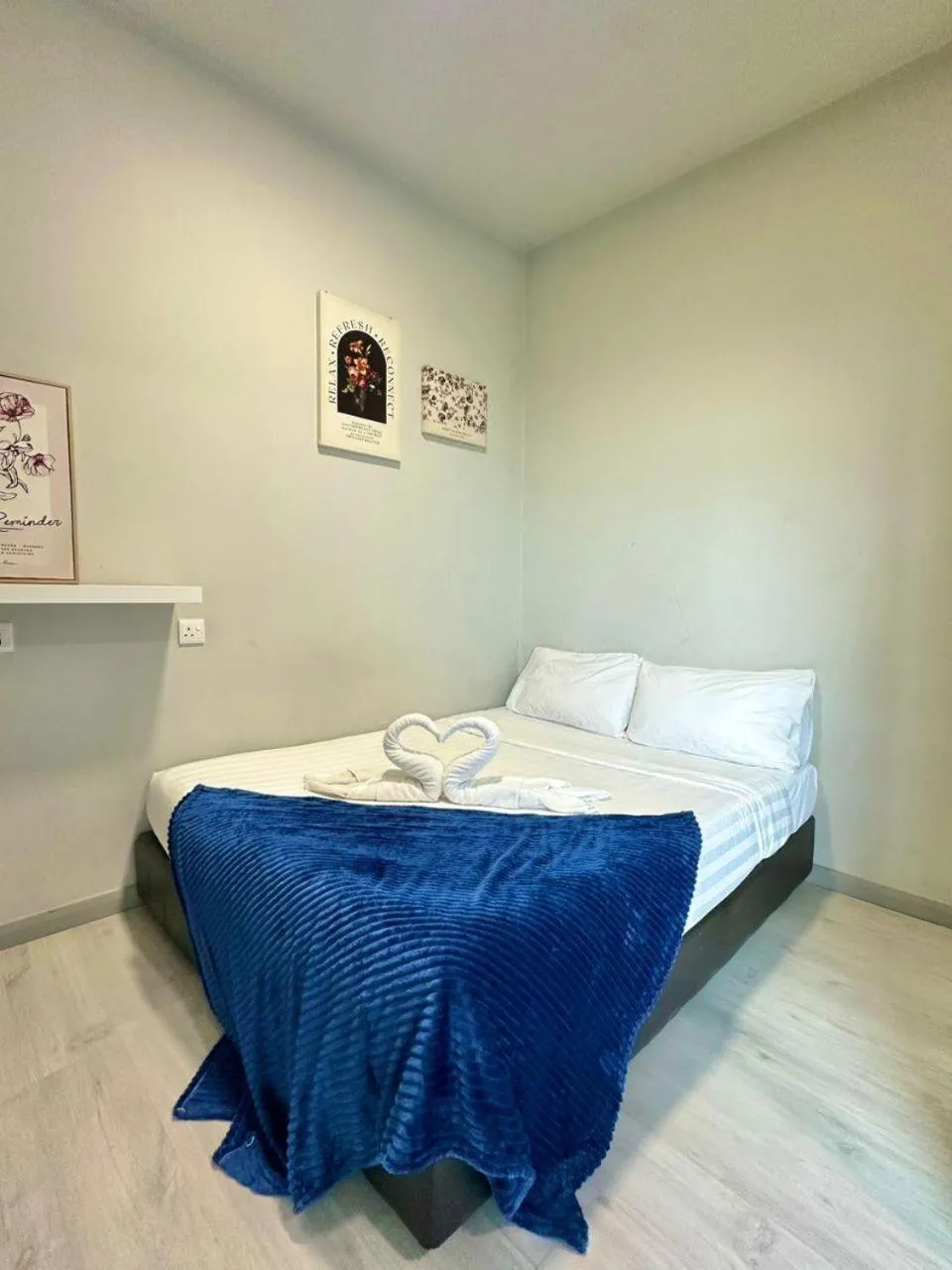 Bed in Jesselton Quay Kota Kinabalu City Centre by LW Suites