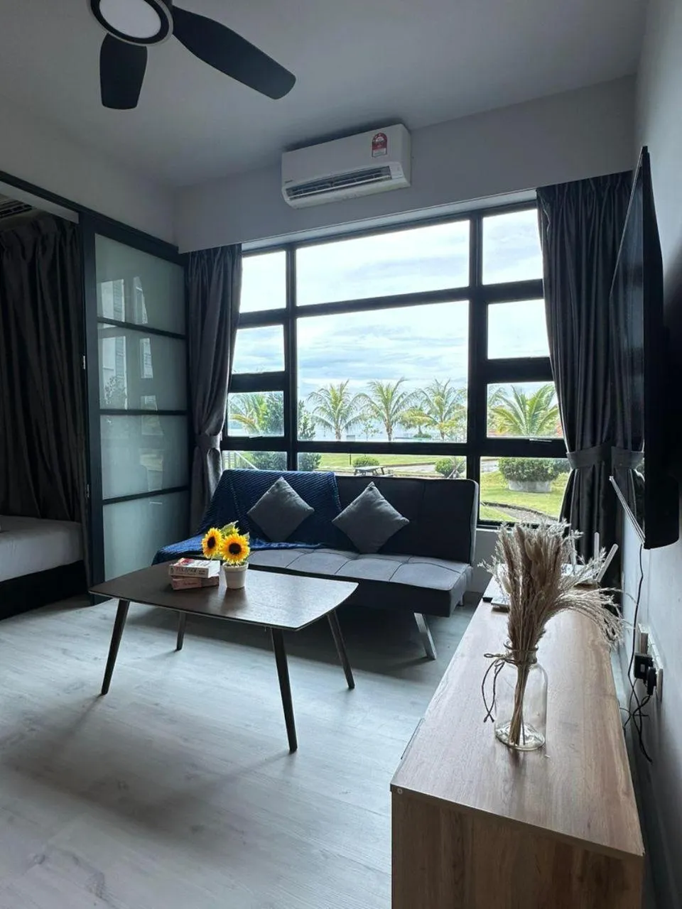 Jesselton Quay Kota Kinabalu City Centre by LW Suites