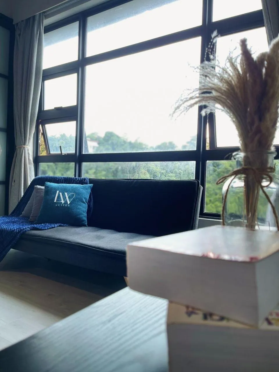 Bed in Jesselton Quay Kota Kinabalu City Centre by LW Suites