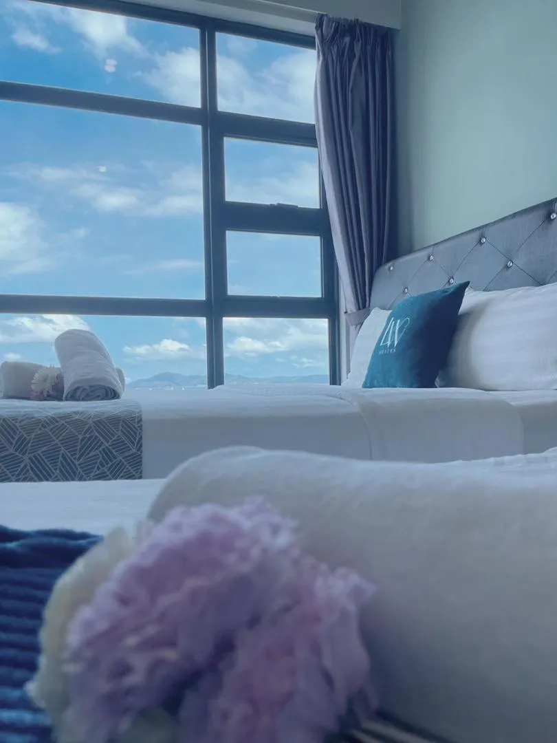 Bed in Jesselton Quay Kota Kinabalu City Centre by LW Suites