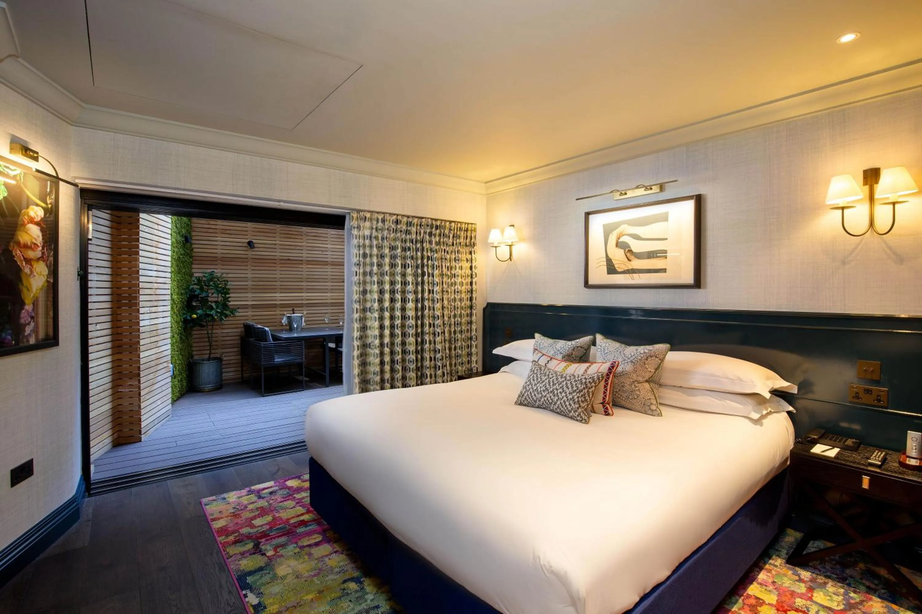 Bed in The Capital Hotel, Apartments & Townhouse - Small Luxury Hotels of The World