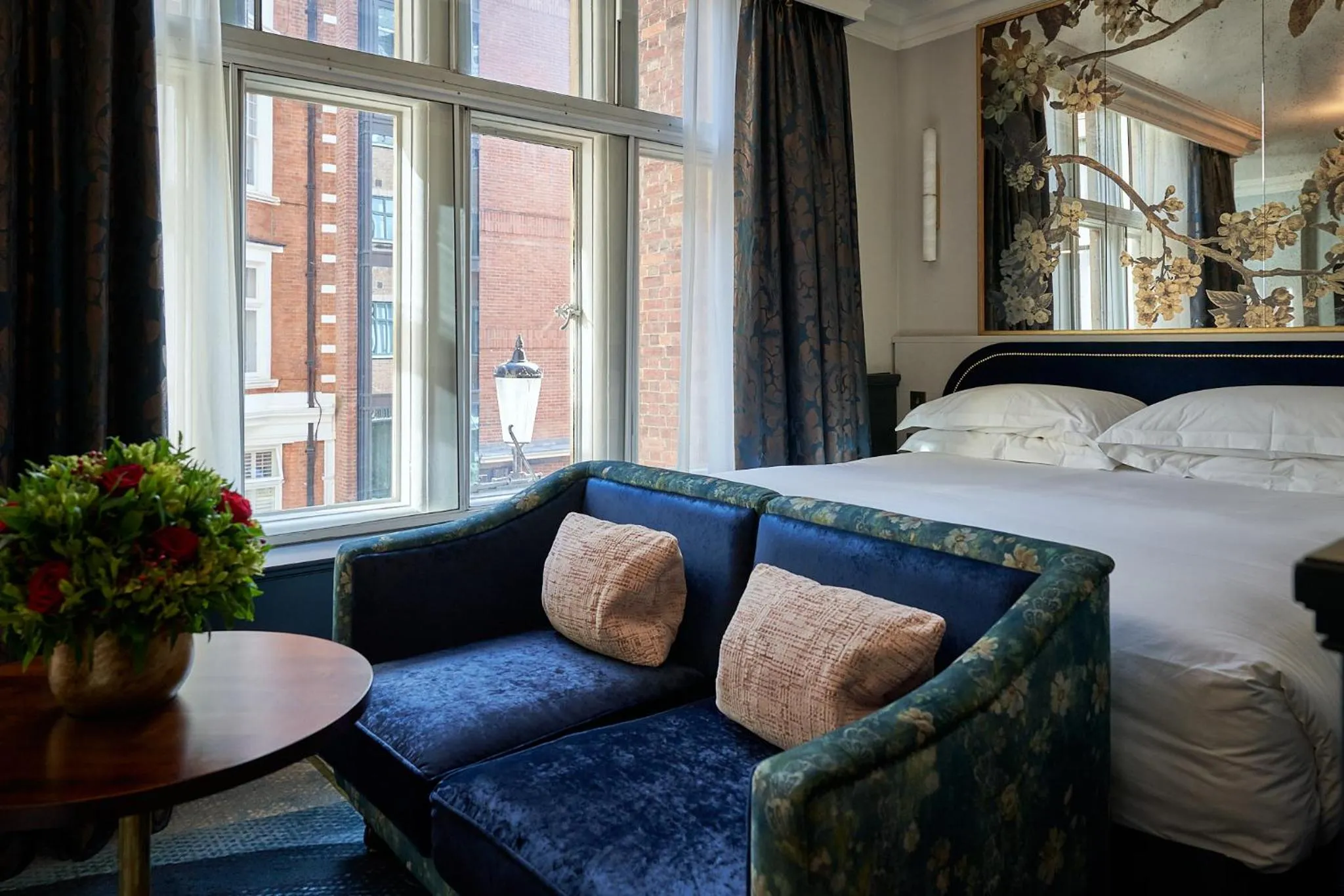 Seating area, Bed in The Capital Hotel, Apartments & Townhouse - Small Luxury Hotels of The World