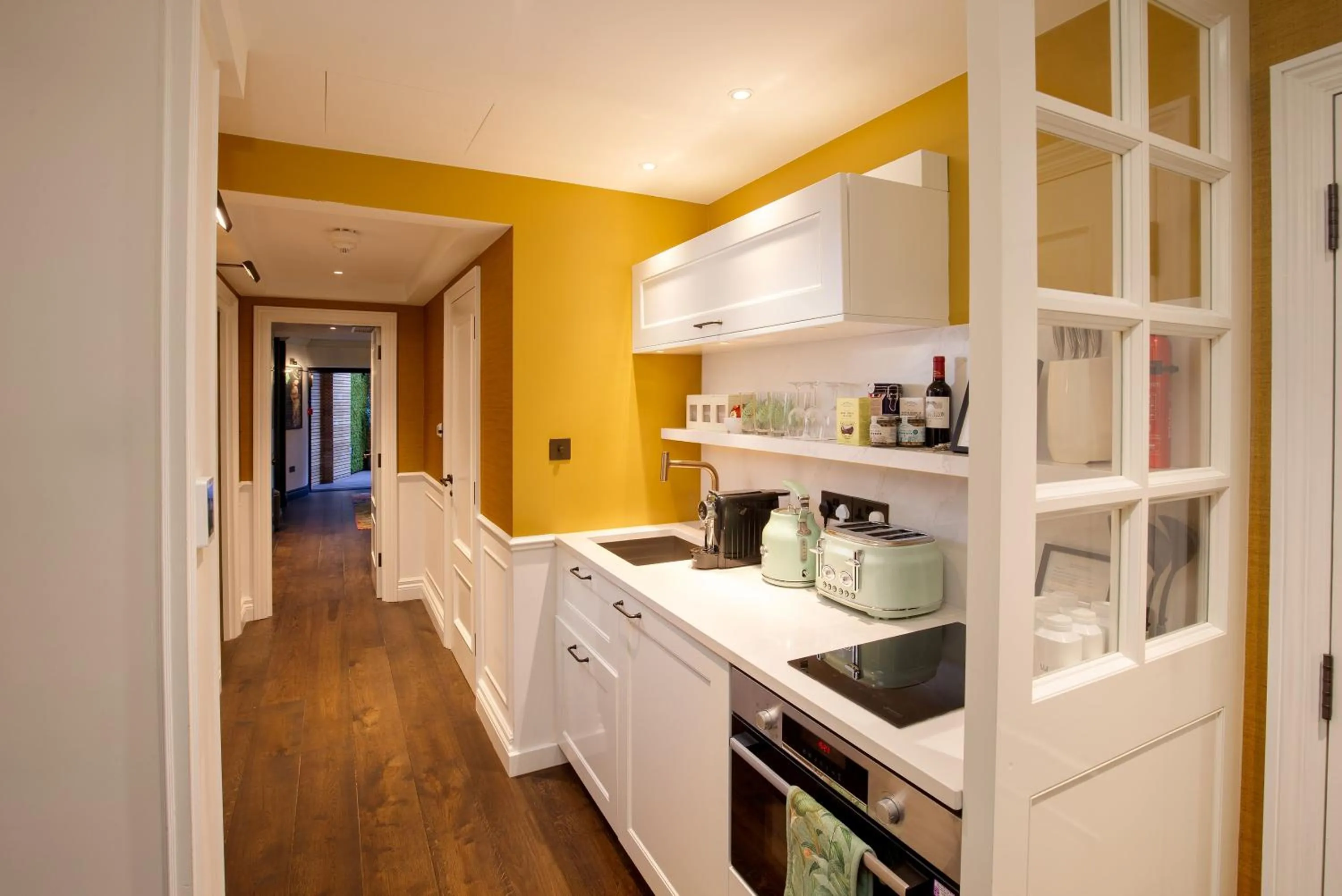 Kitchen or kitchenette in The Capital Hotel, Apartments & Townhouse - Small Luxury Hotels of The World