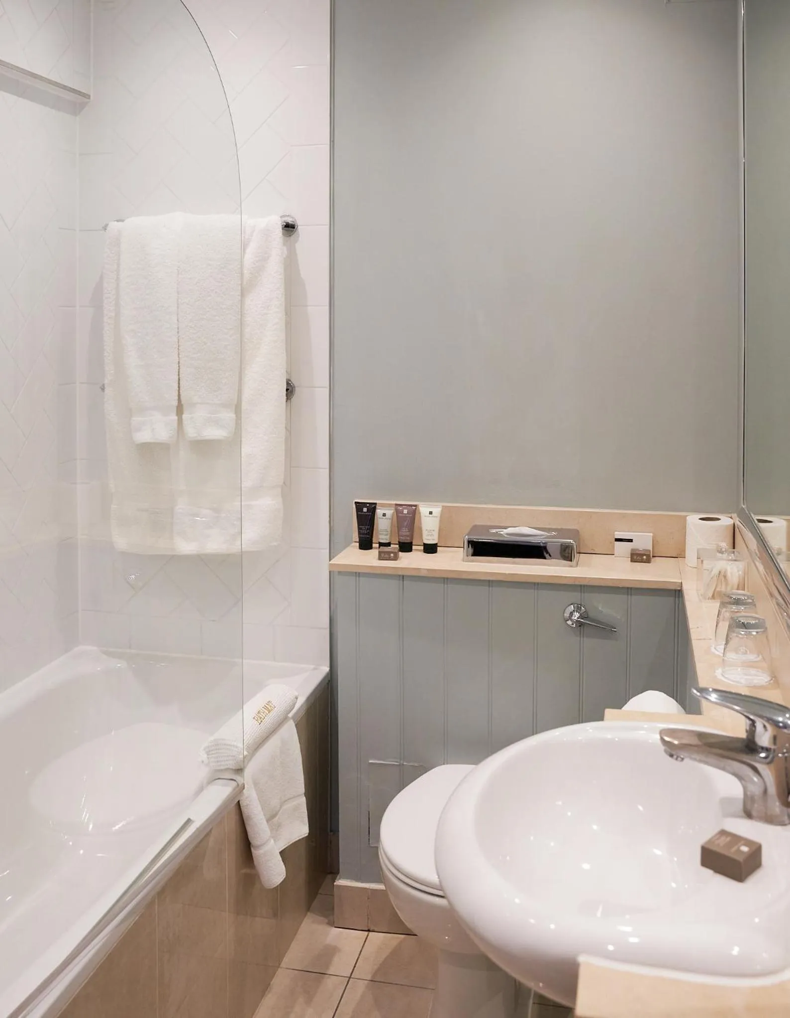 Toilet in The Capital Hotel, Apartments & Townhouse - Small Luxury Hotels of The World